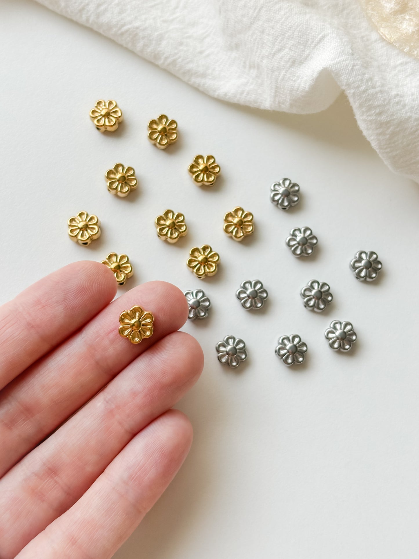 Bead 8x4mm, 1pc