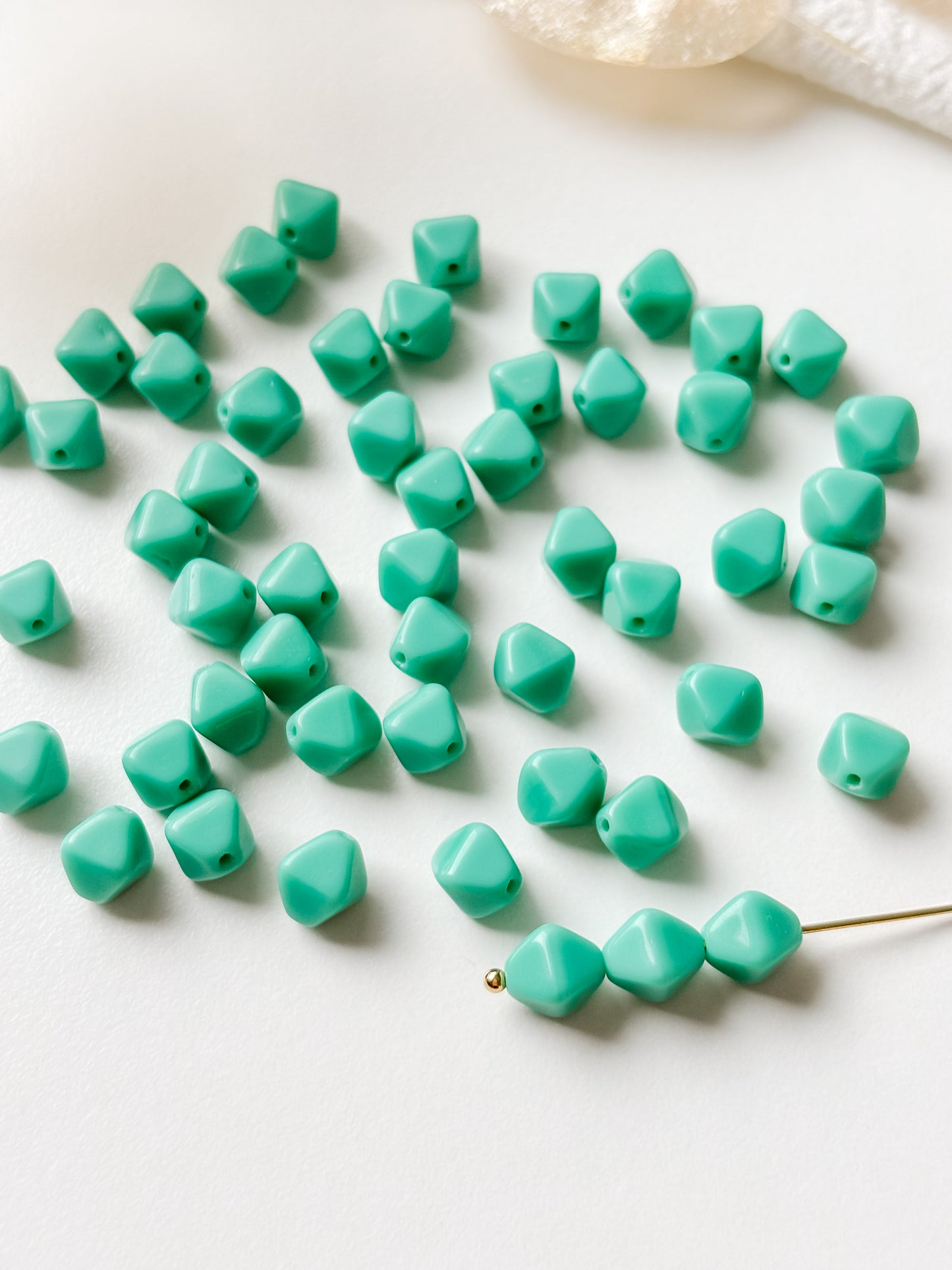 Glass bead 8mm, Czech Glass bead, 10pcs