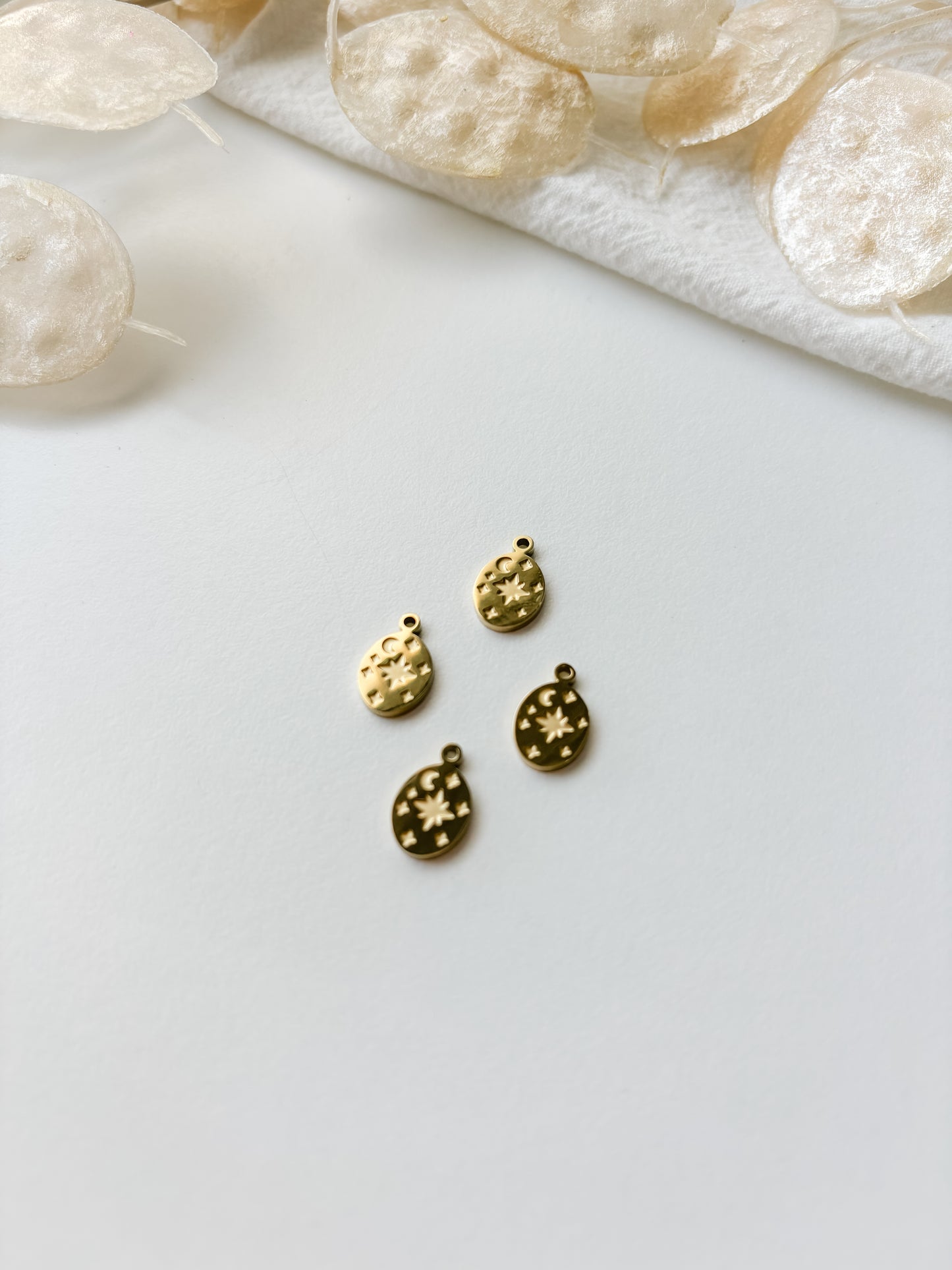 Hänge oval 12,4x8x1,4mm, RST316, 1st