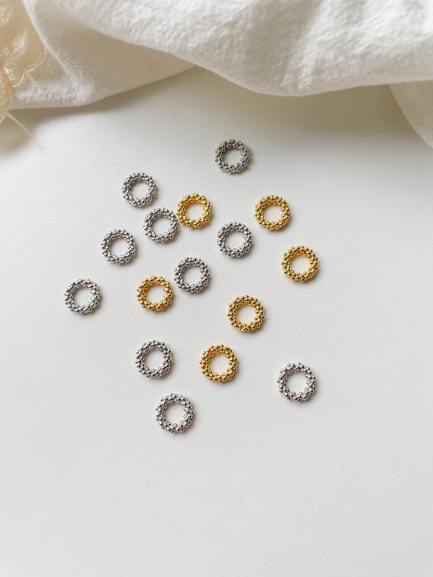 Decorative ring 11mm, 1pc