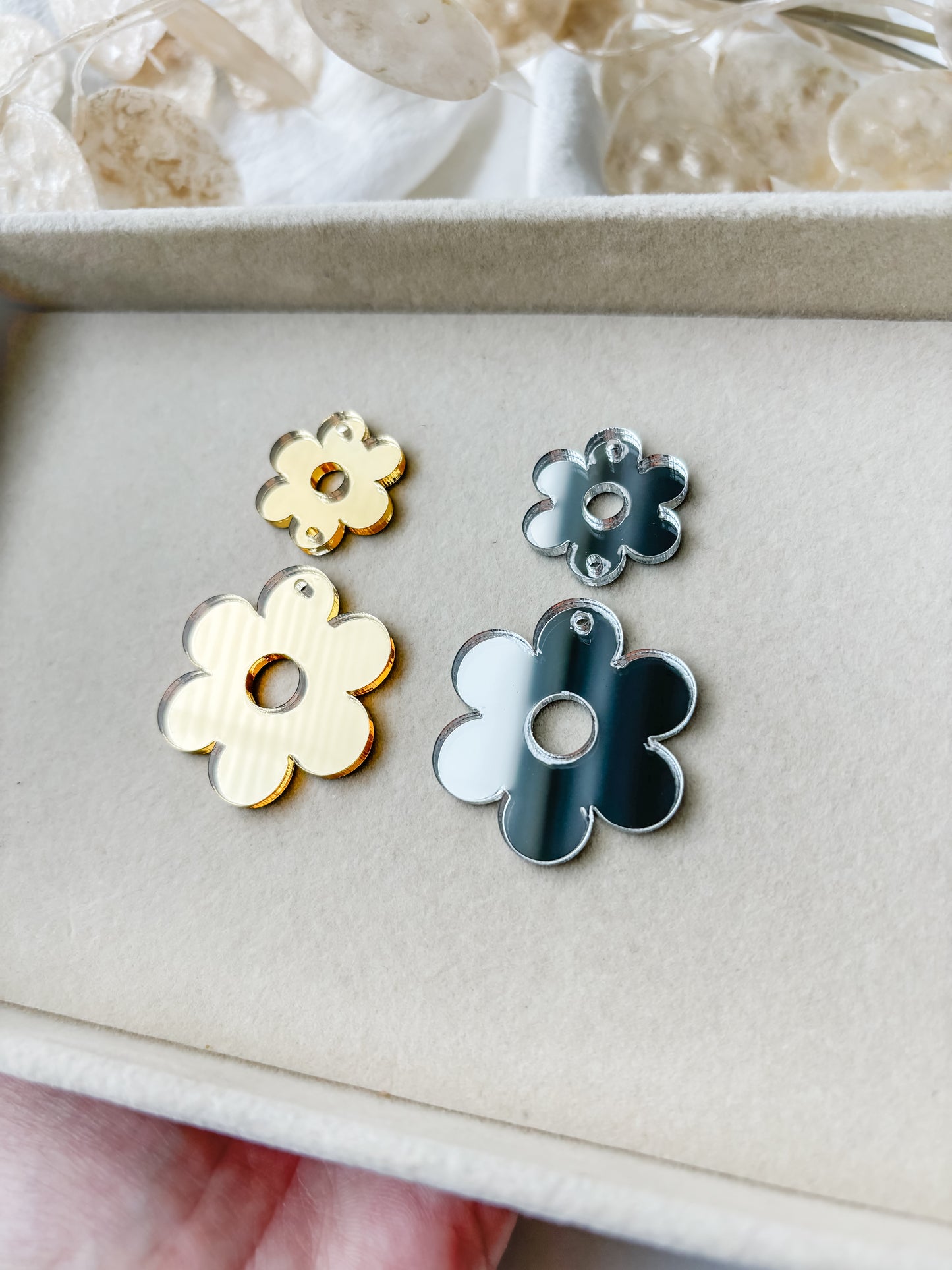 Pendant flower set 60mm, 1 pair