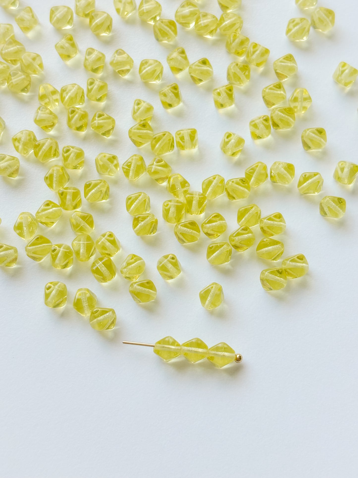 Glass bead 6mm, Czech glass bead, 50pcs