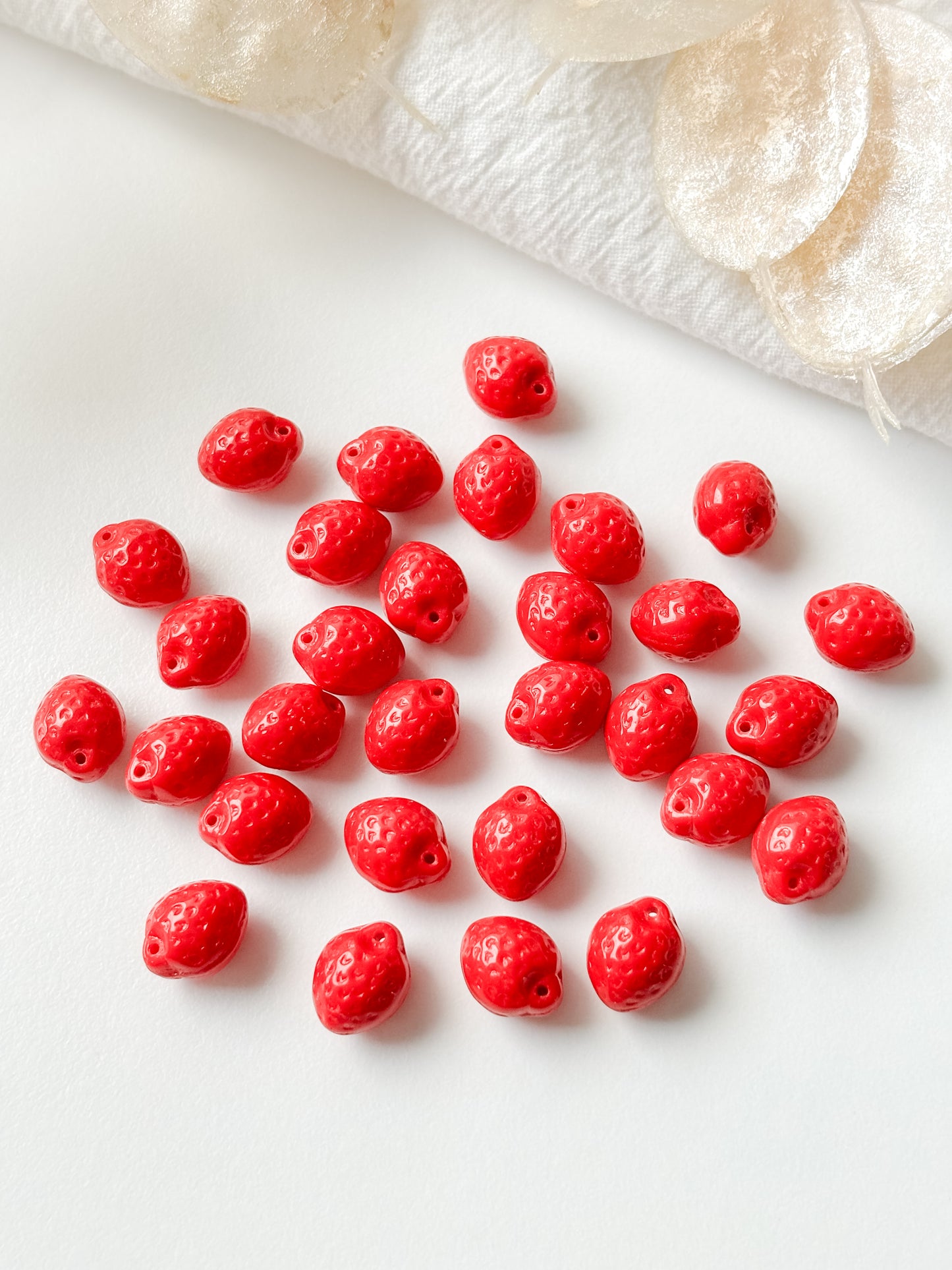 Czech glass bead strawberry 11x7mm