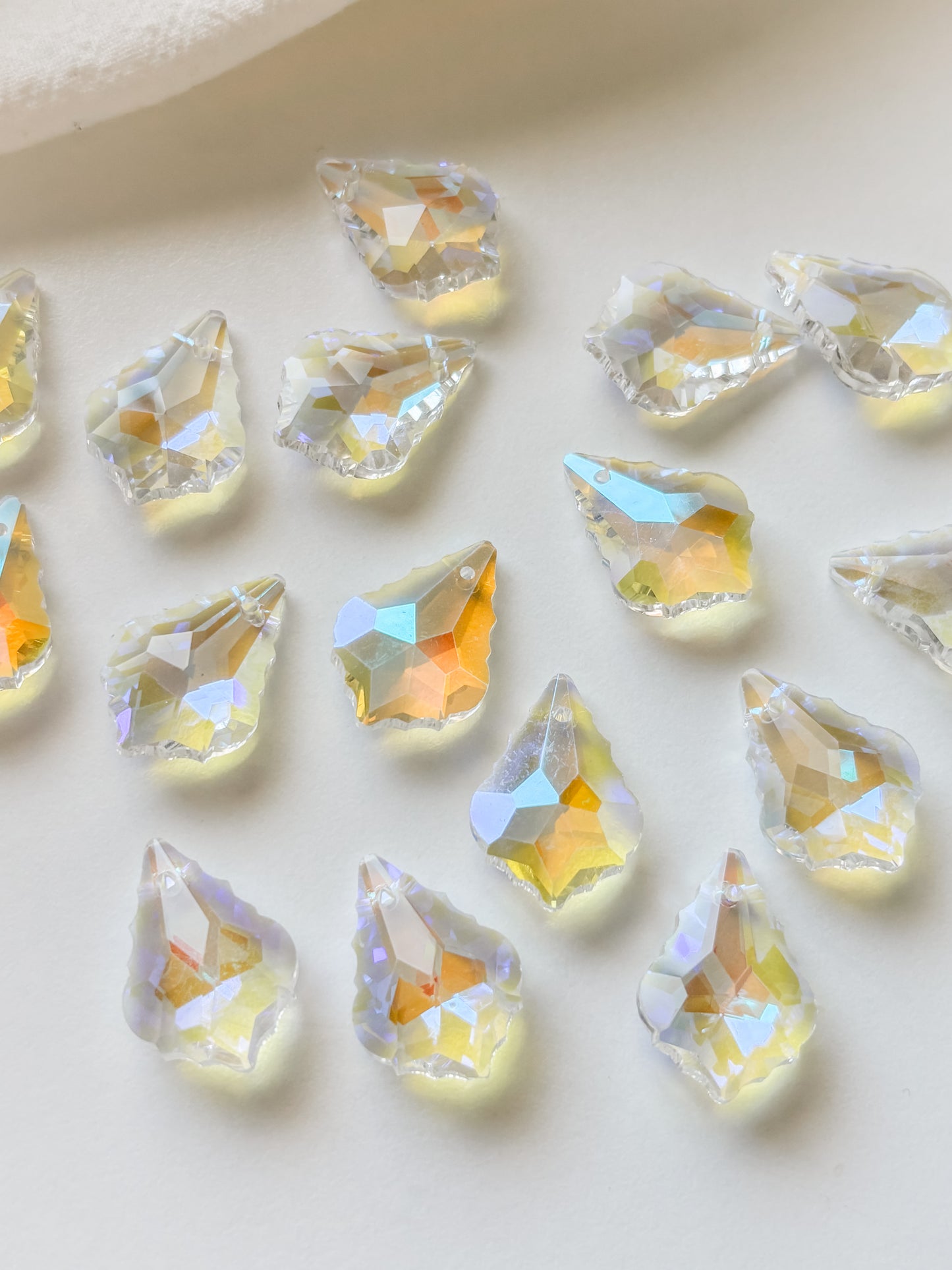 Glass pendant 22x15.5x8.5mm, 6 pcs