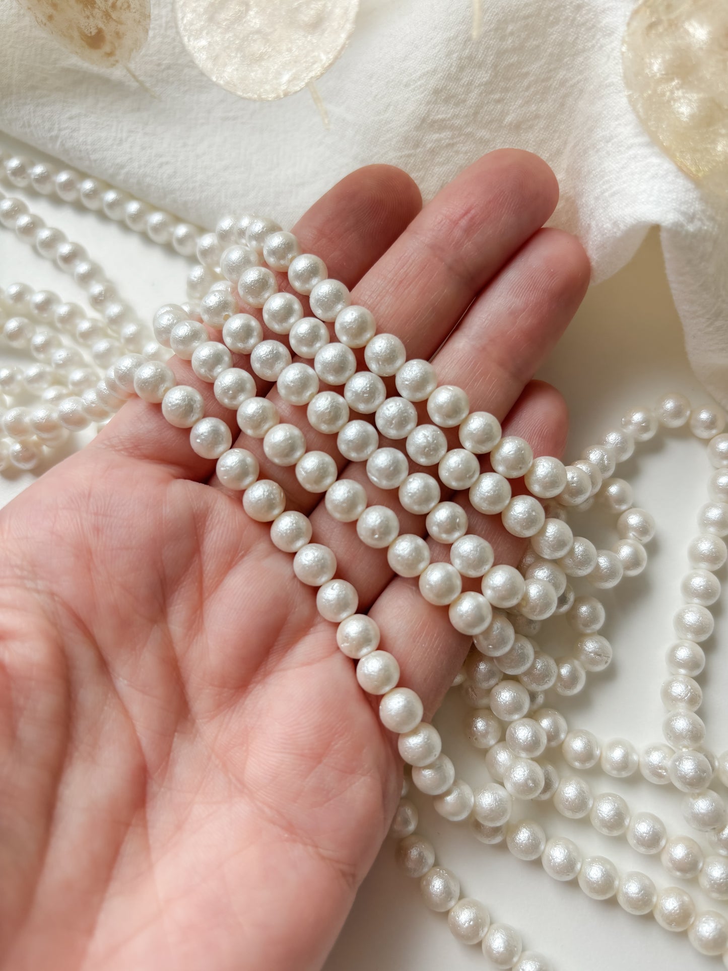 Textured bead 6mm, approx. 68pcs.