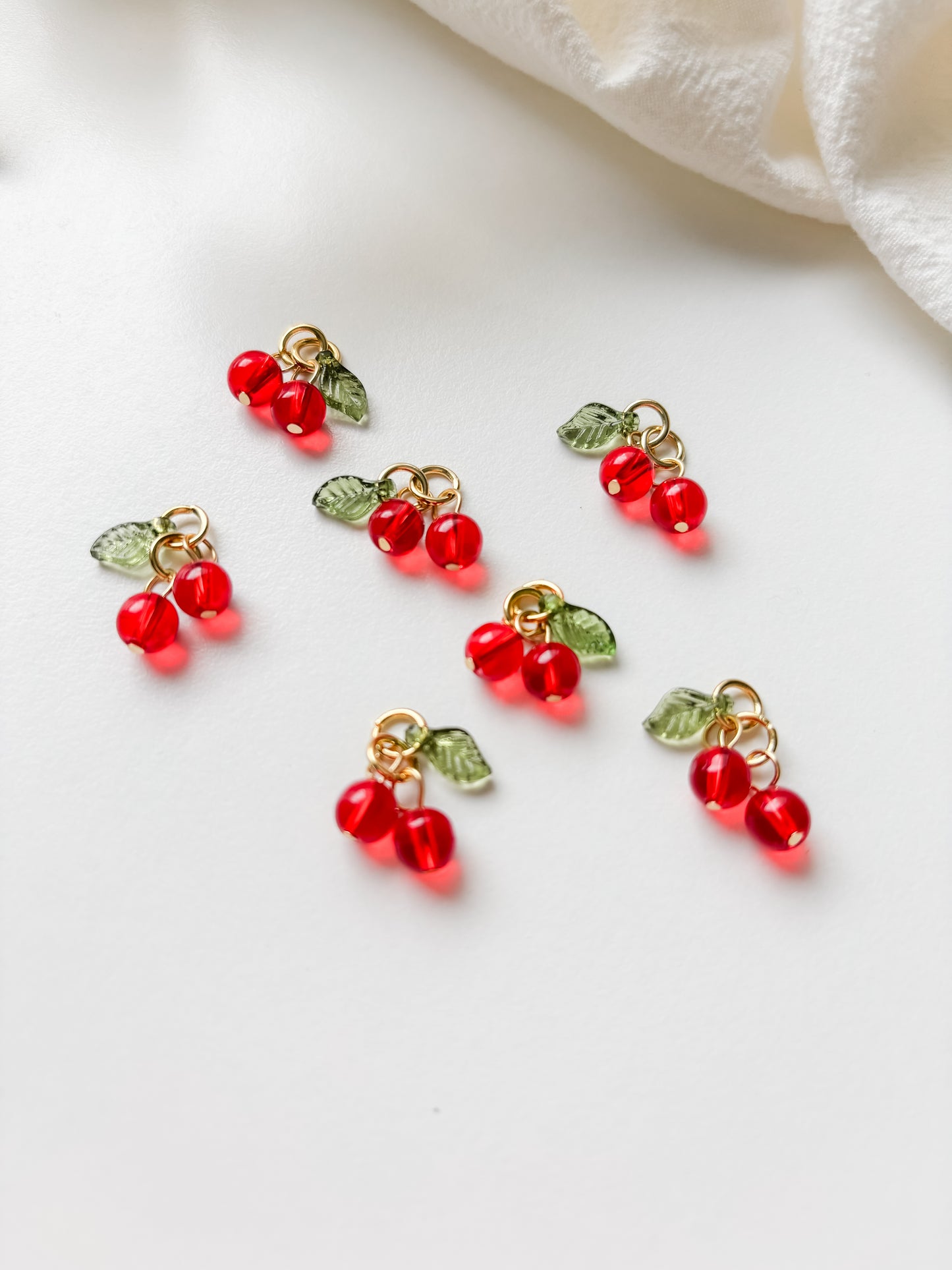 Pendant cherry 10x15x6mm, 1pc