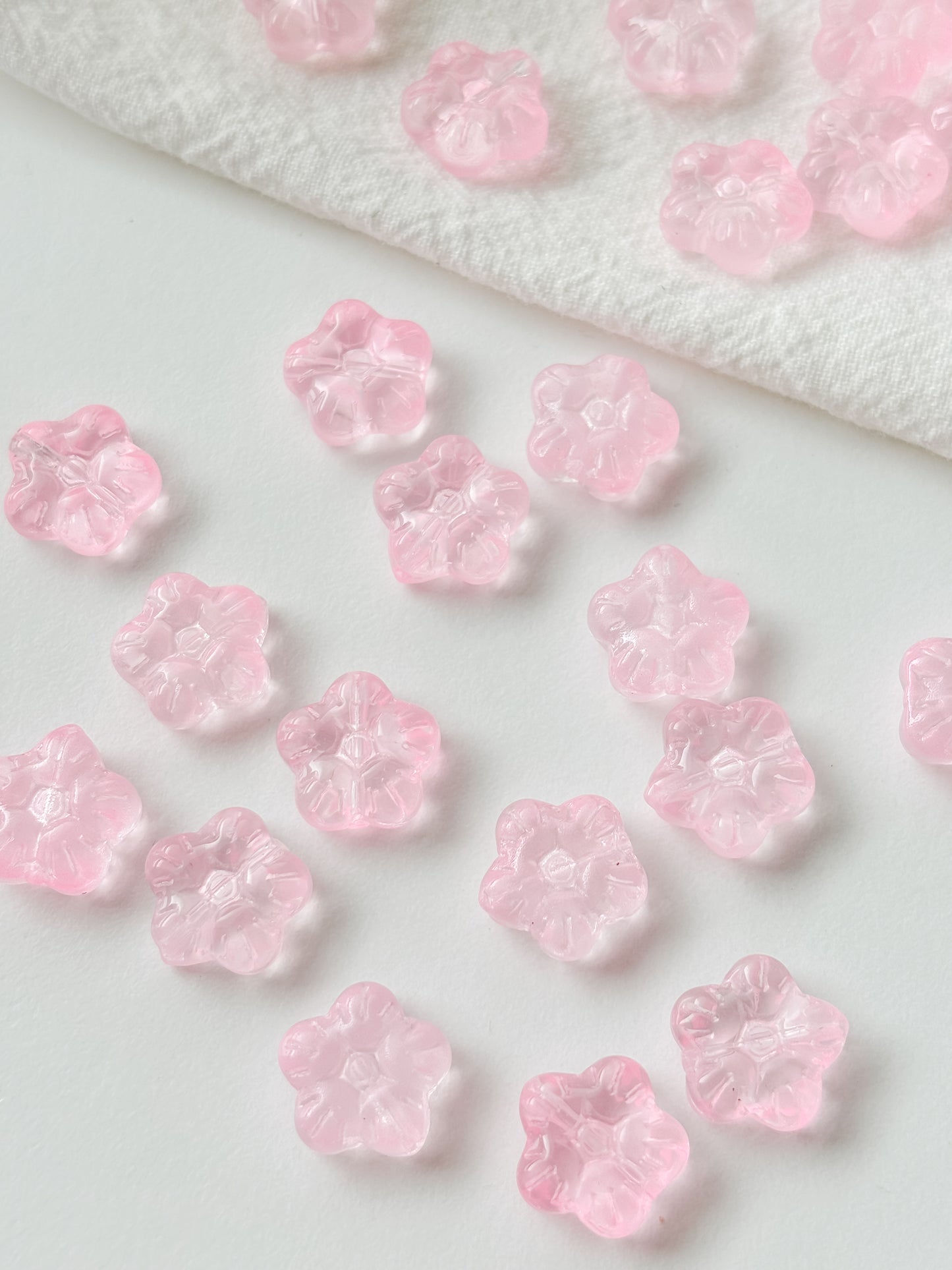 Glass bead flower 12.5x13x5.5mm, 6pcs