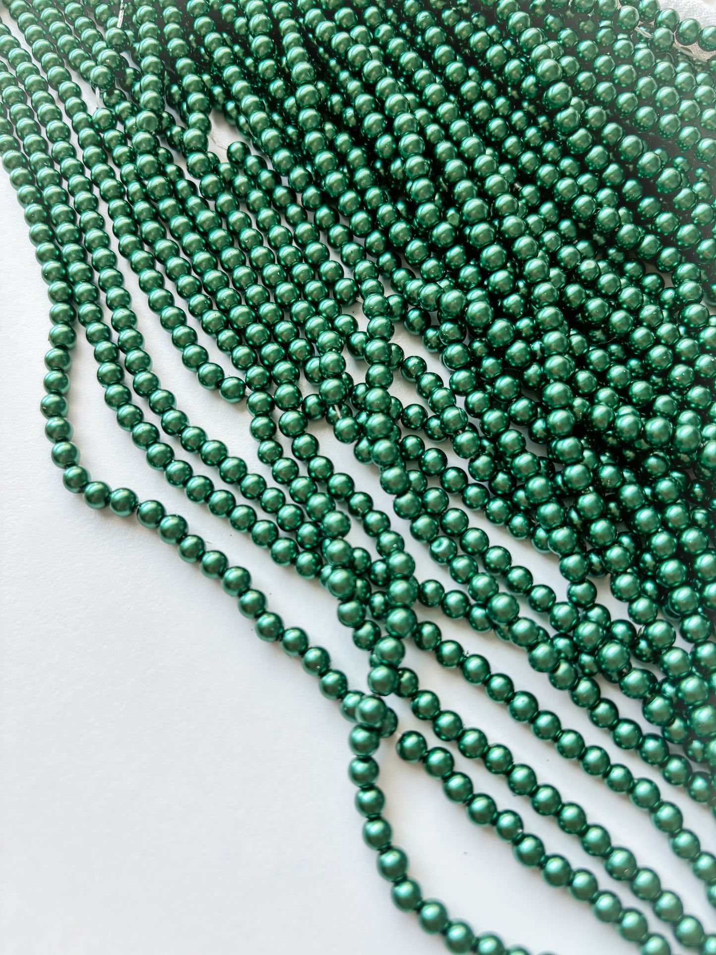 Glass bead 4mm, approx. 100pcs