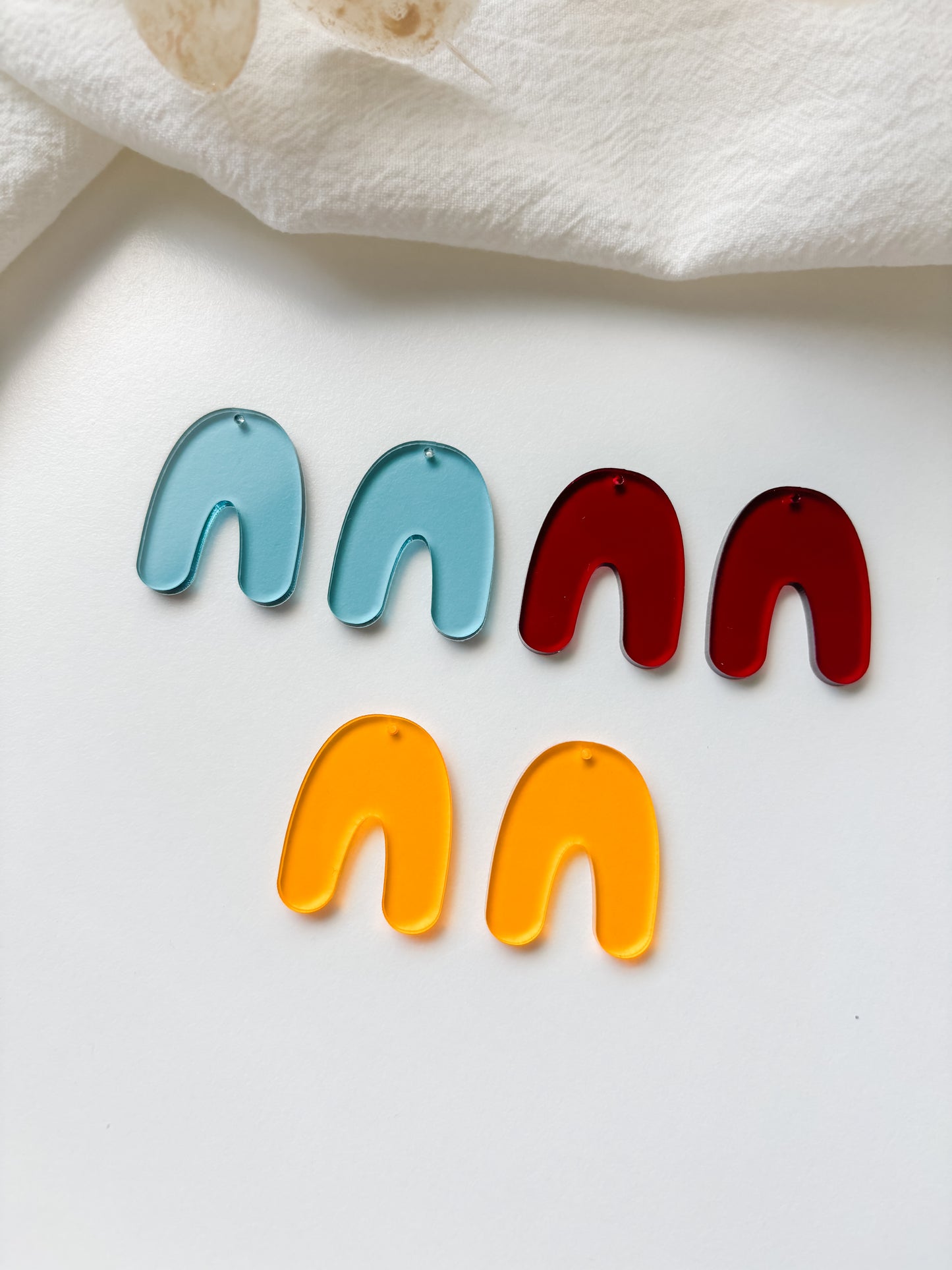 Pendant arch, acrylic, 1 pair