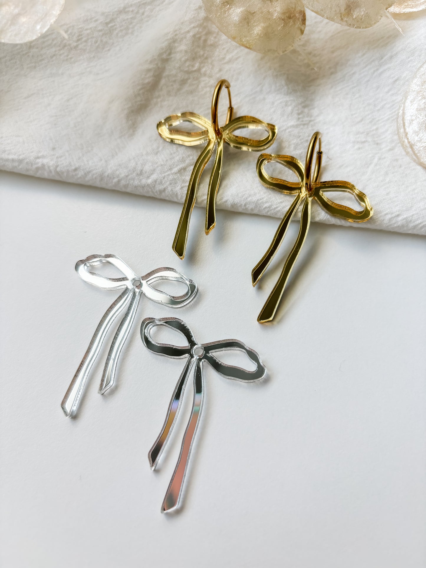 Pendant bow 50x36mm, 1 pair