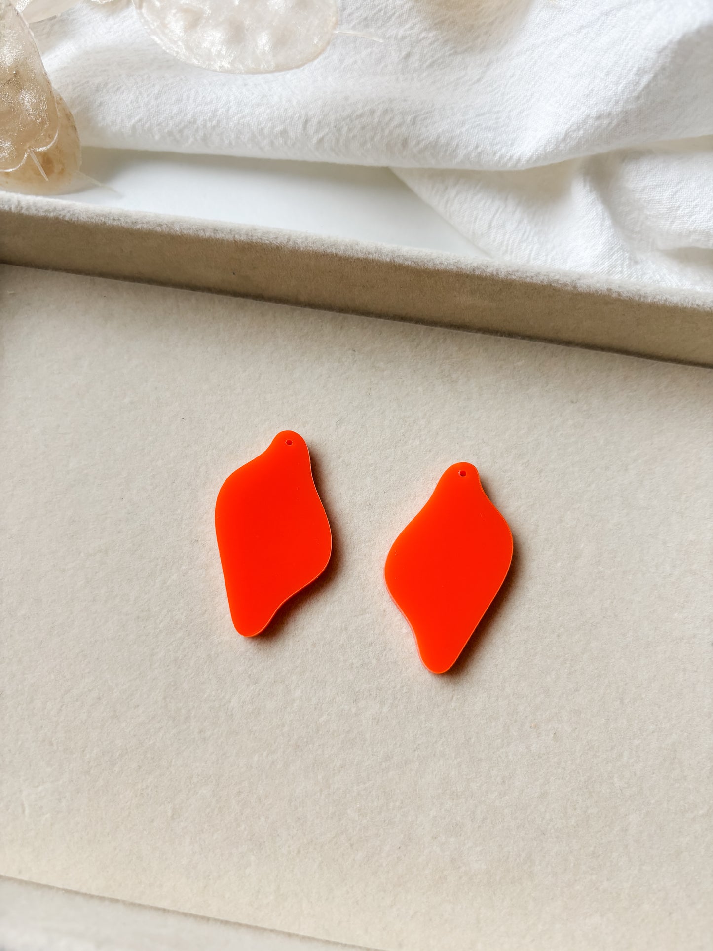 Pendant orange 40mm
