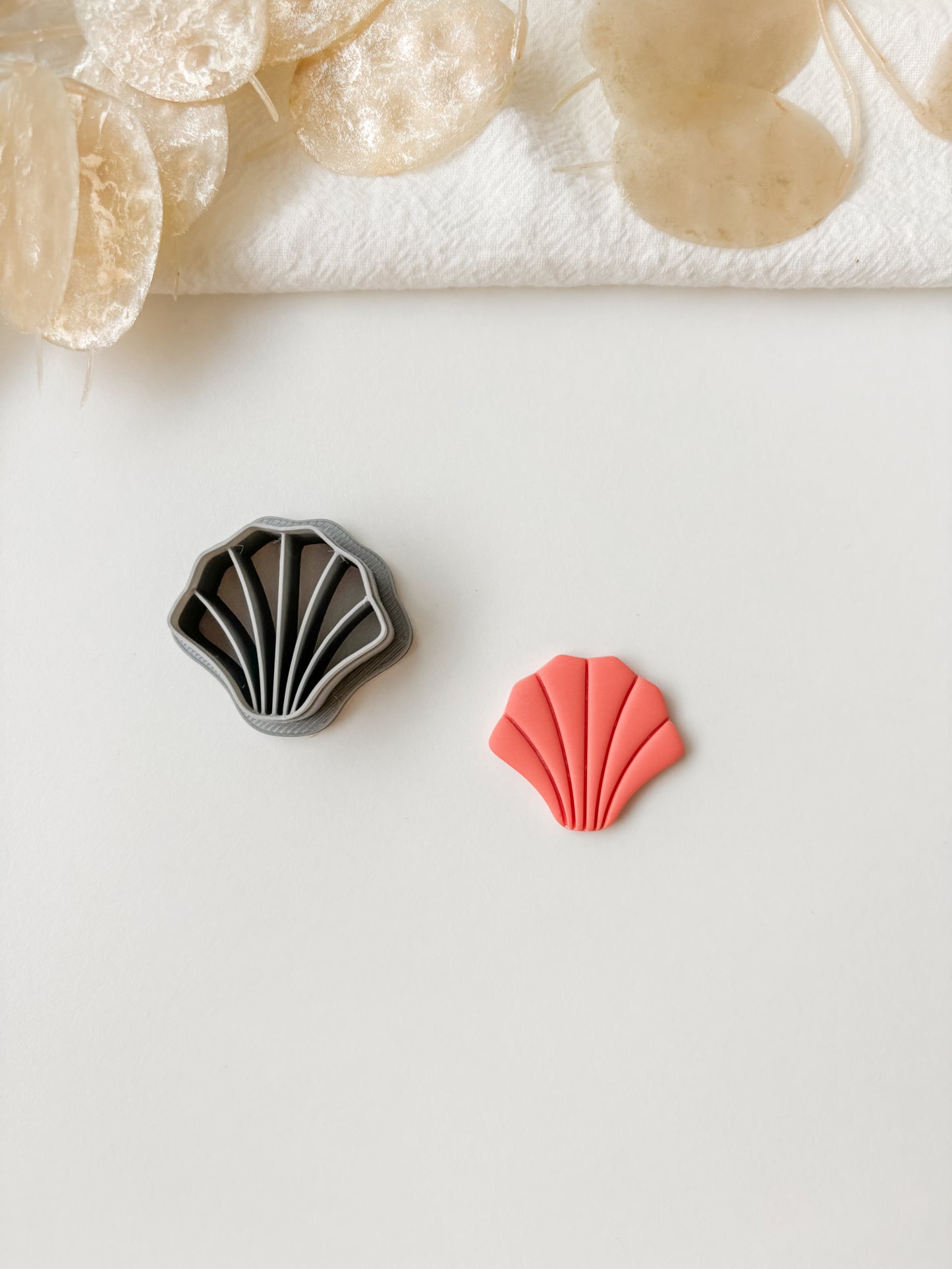 Mold clam, m530