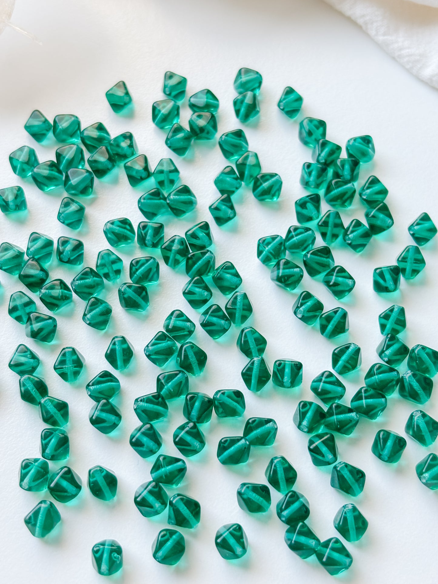 Glass bead 6mm, Czech glass bead, 50pcs