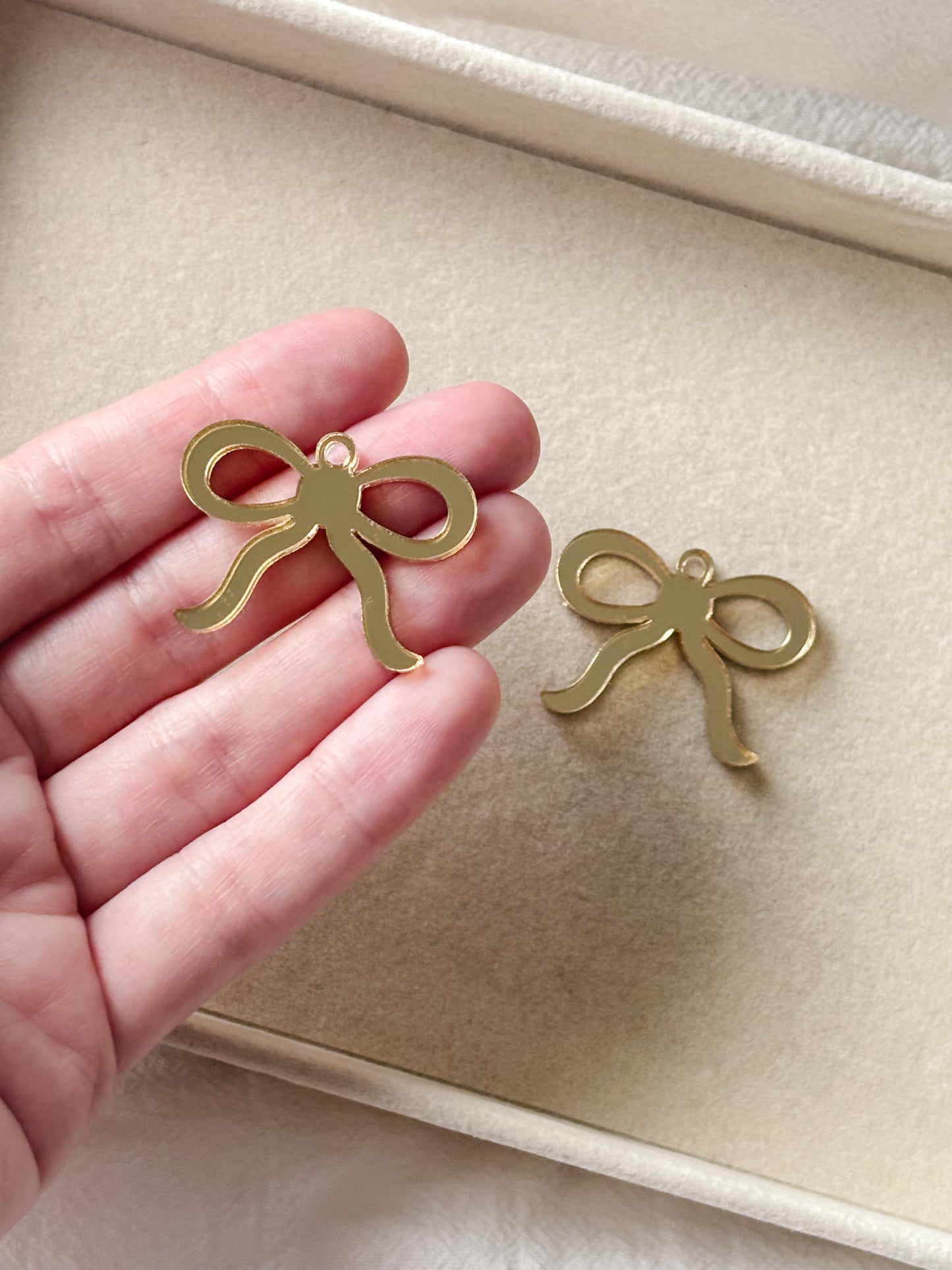Riipus rusetti 30mm, 1pari (eri värejä)