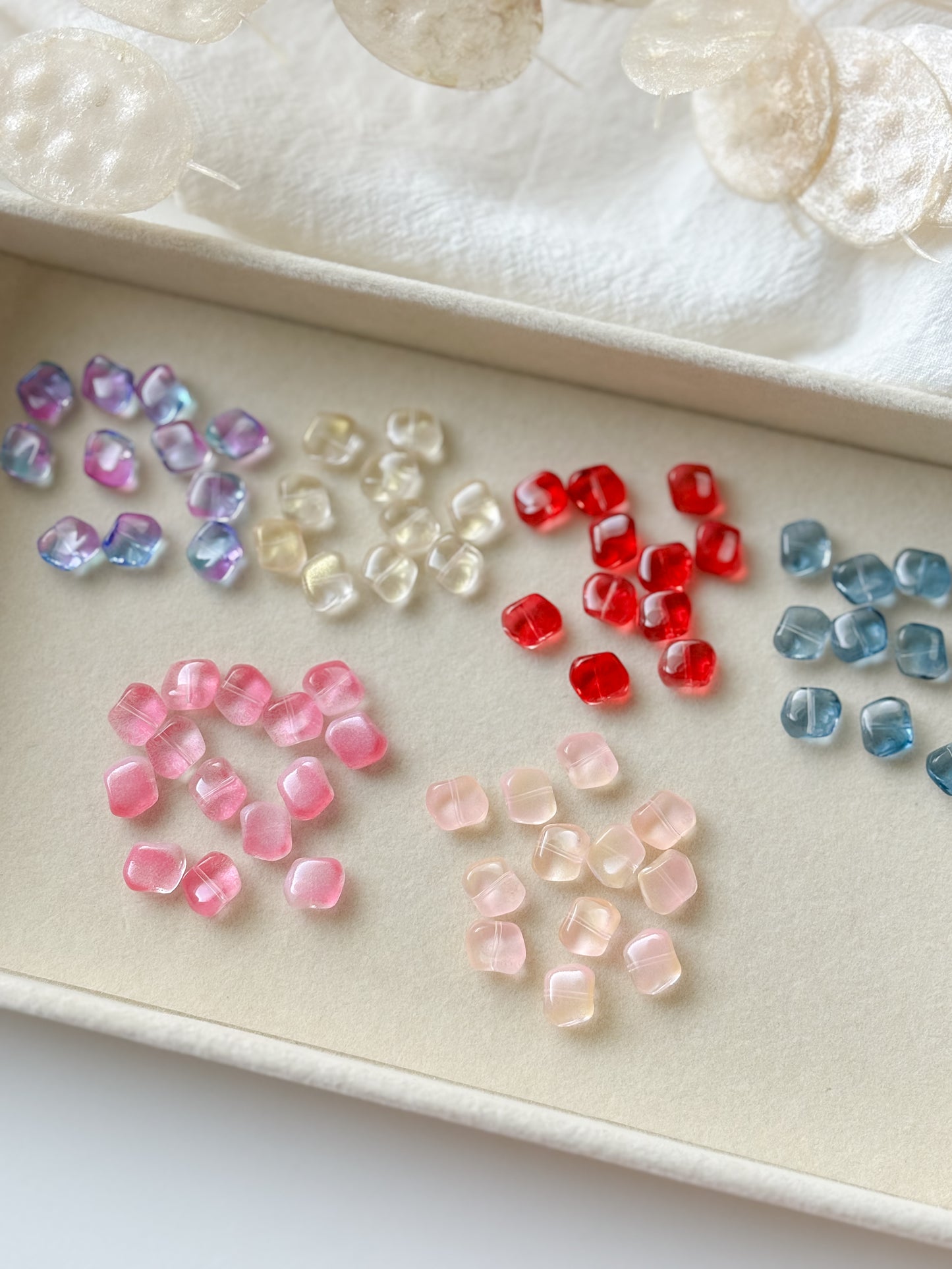 Glass bead 8x9.5x5mm, 10pcs