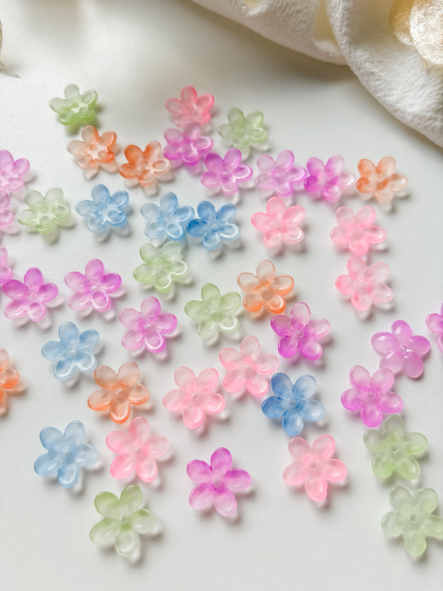 Glass bead flower, 15.5x14x4mm, mix. 10pcs
