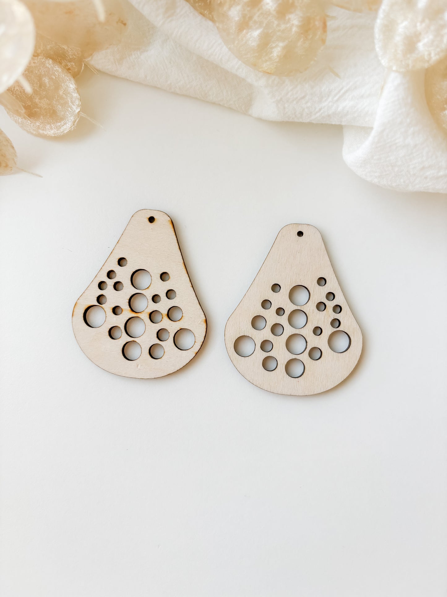 Pendant 45mm, 1 pair, m181