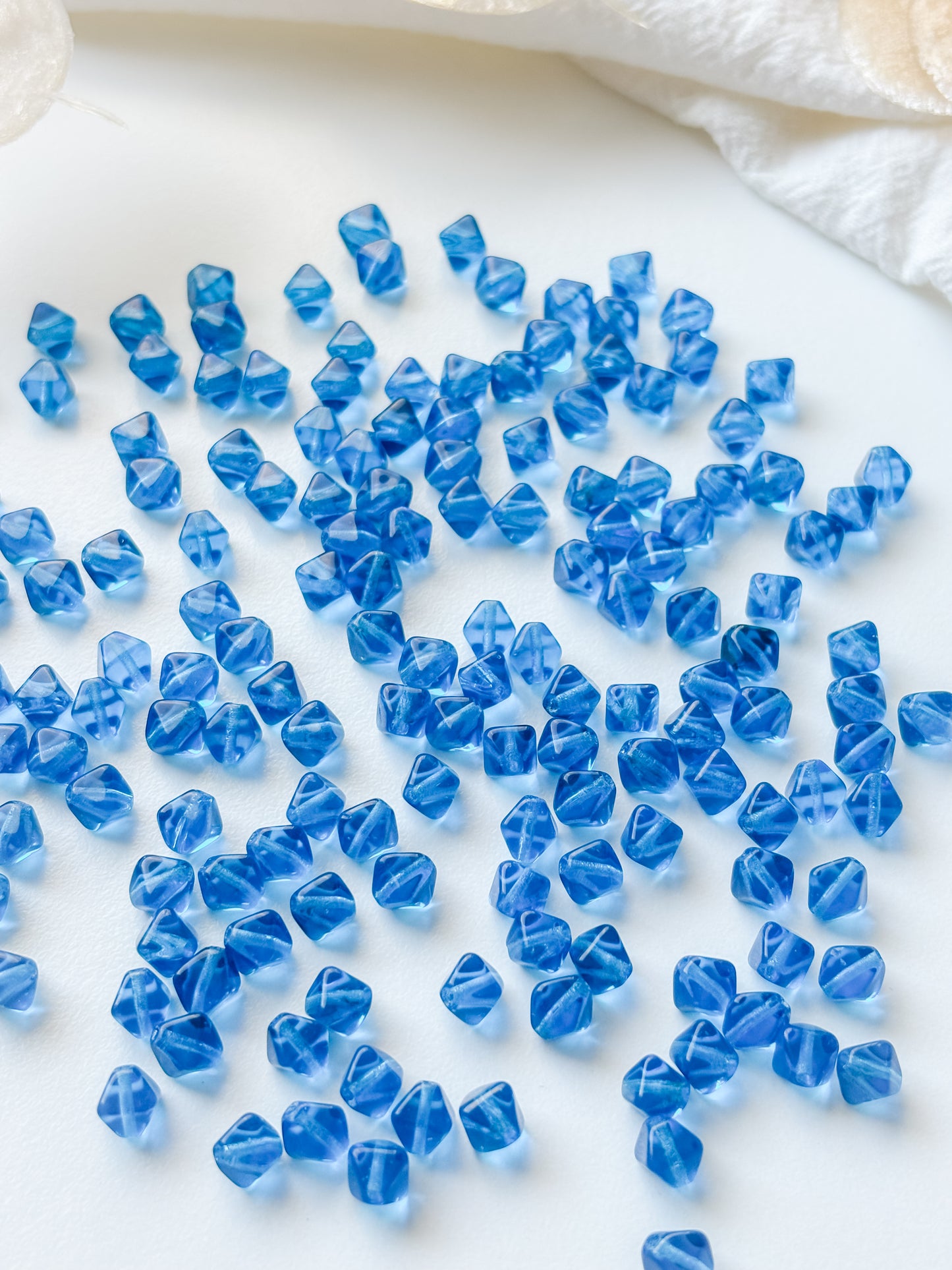 Glass bead 6mm, Czech glass bead, 50pcs