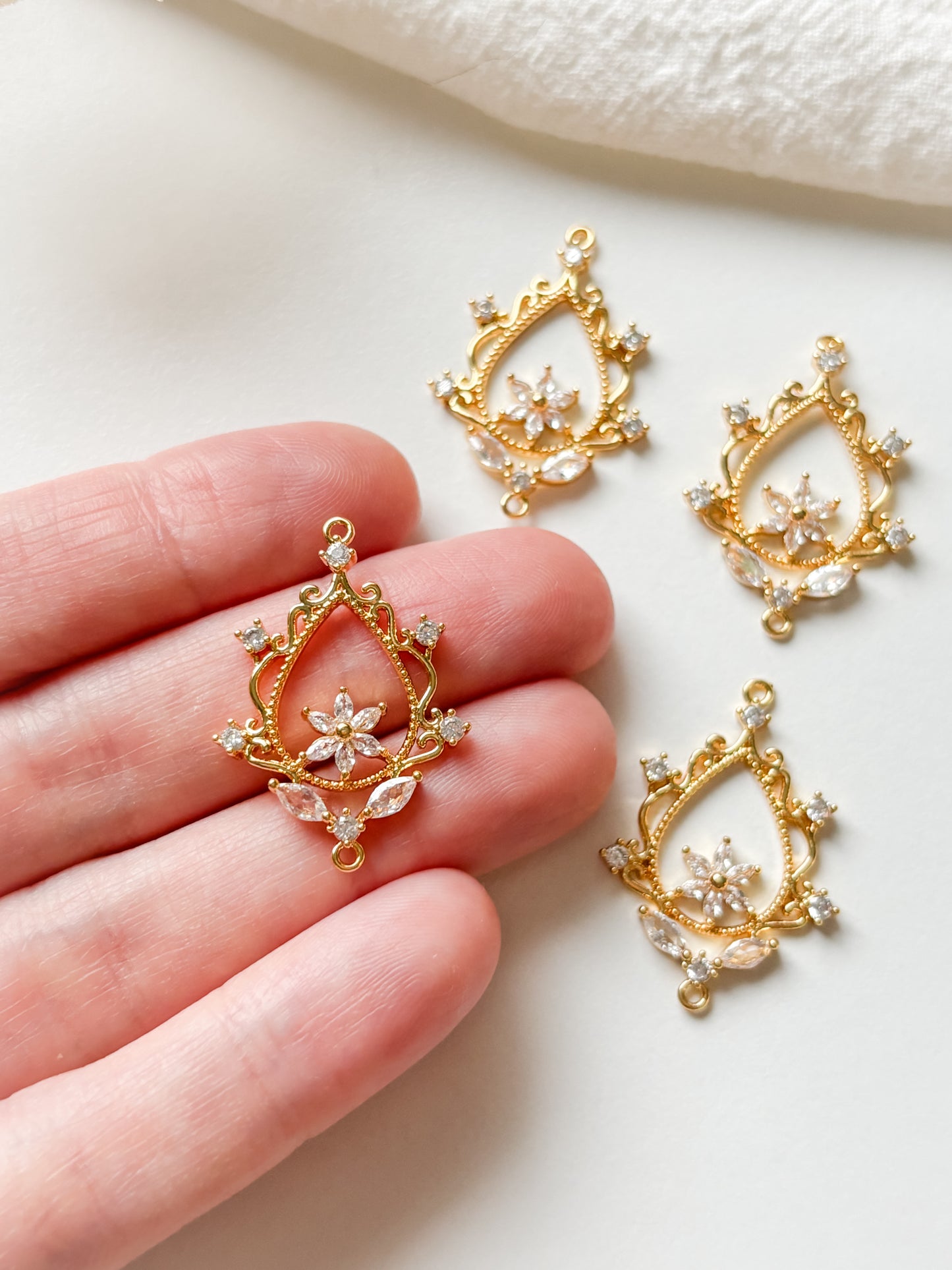 Smyckesavdelare zirconia, 29x21x3mm, 1st