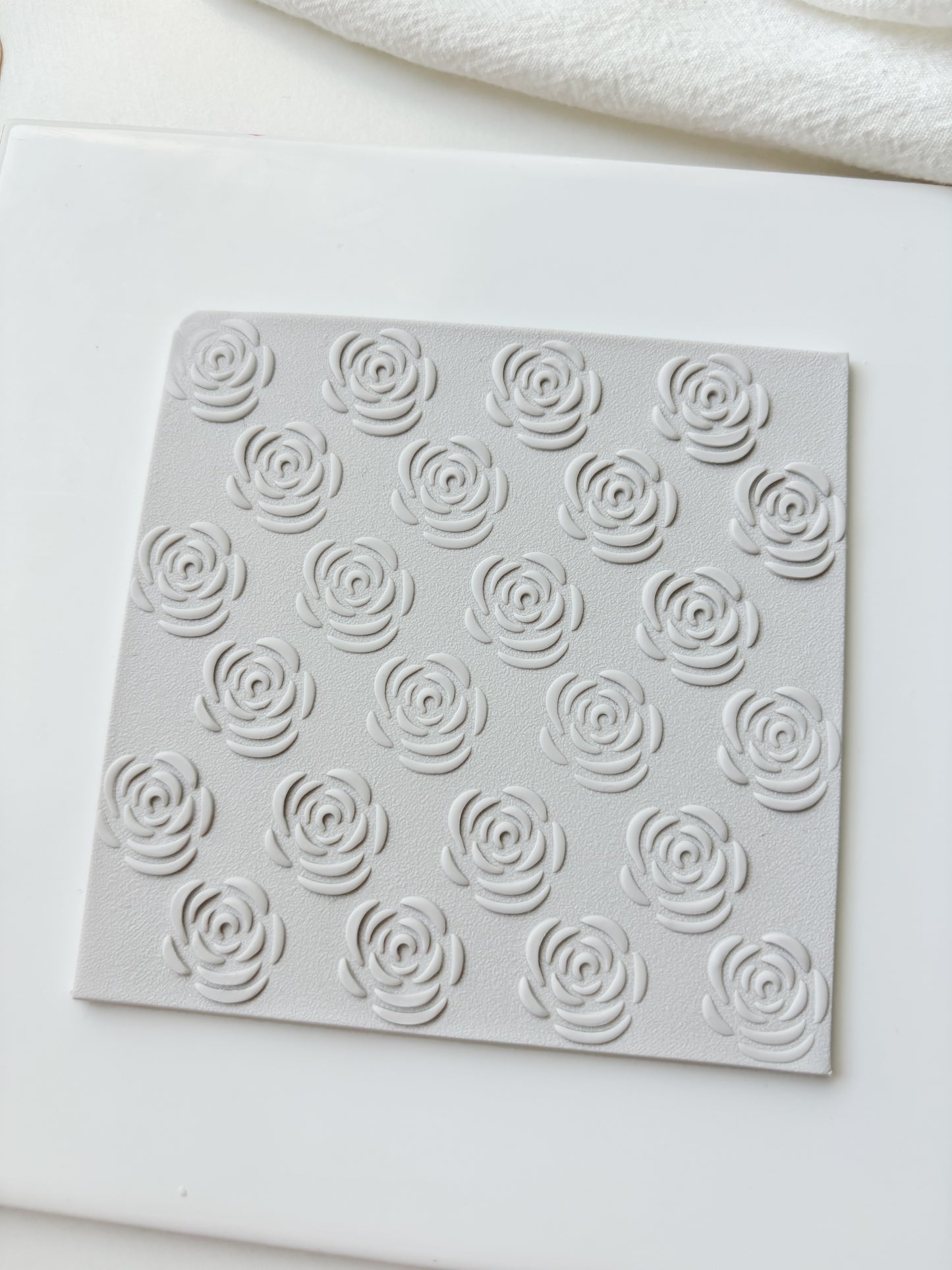 Texture stencil rose 10cm