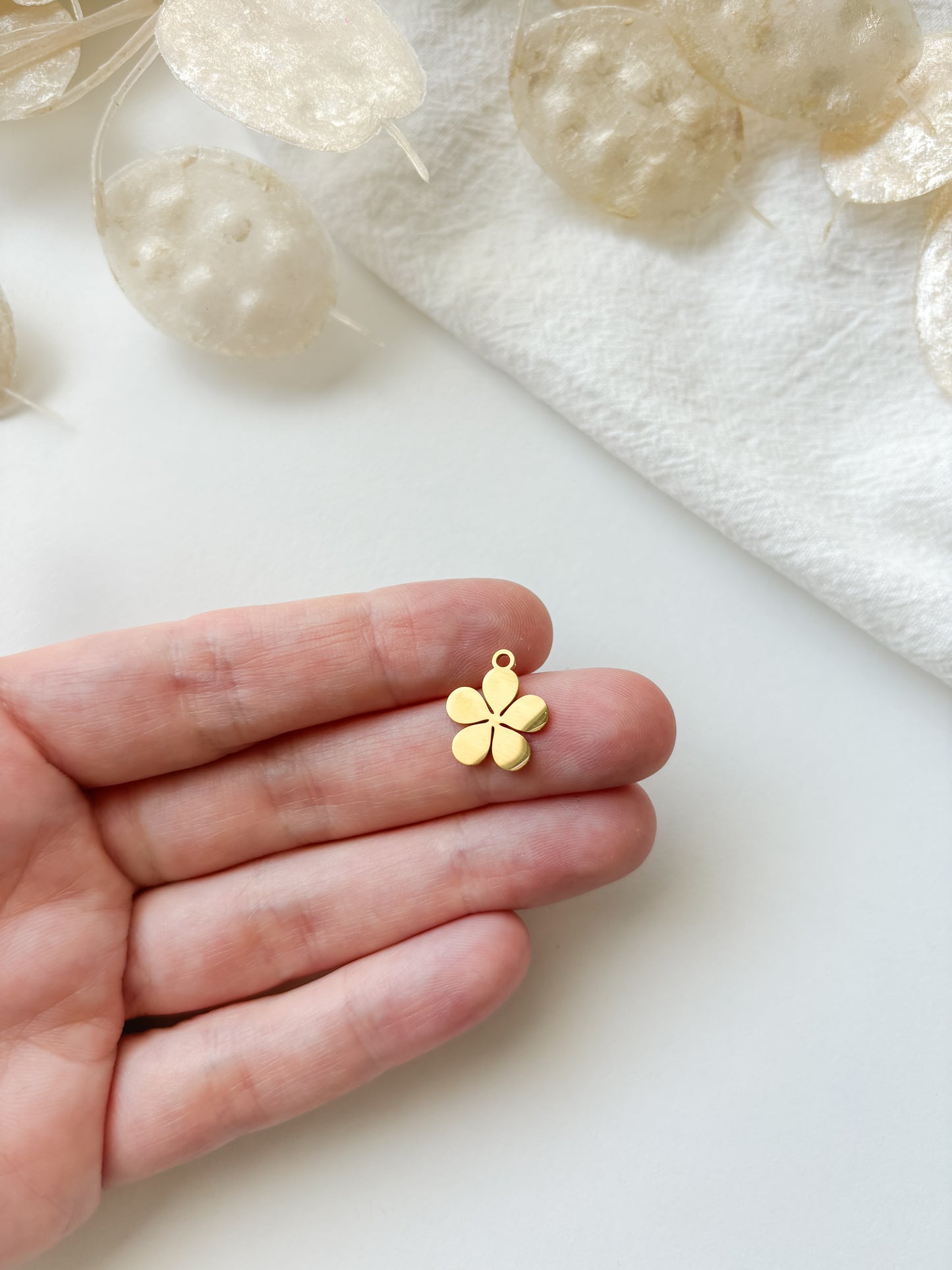 Hängsblomma 14x12,5x1mm, RST316, 1st