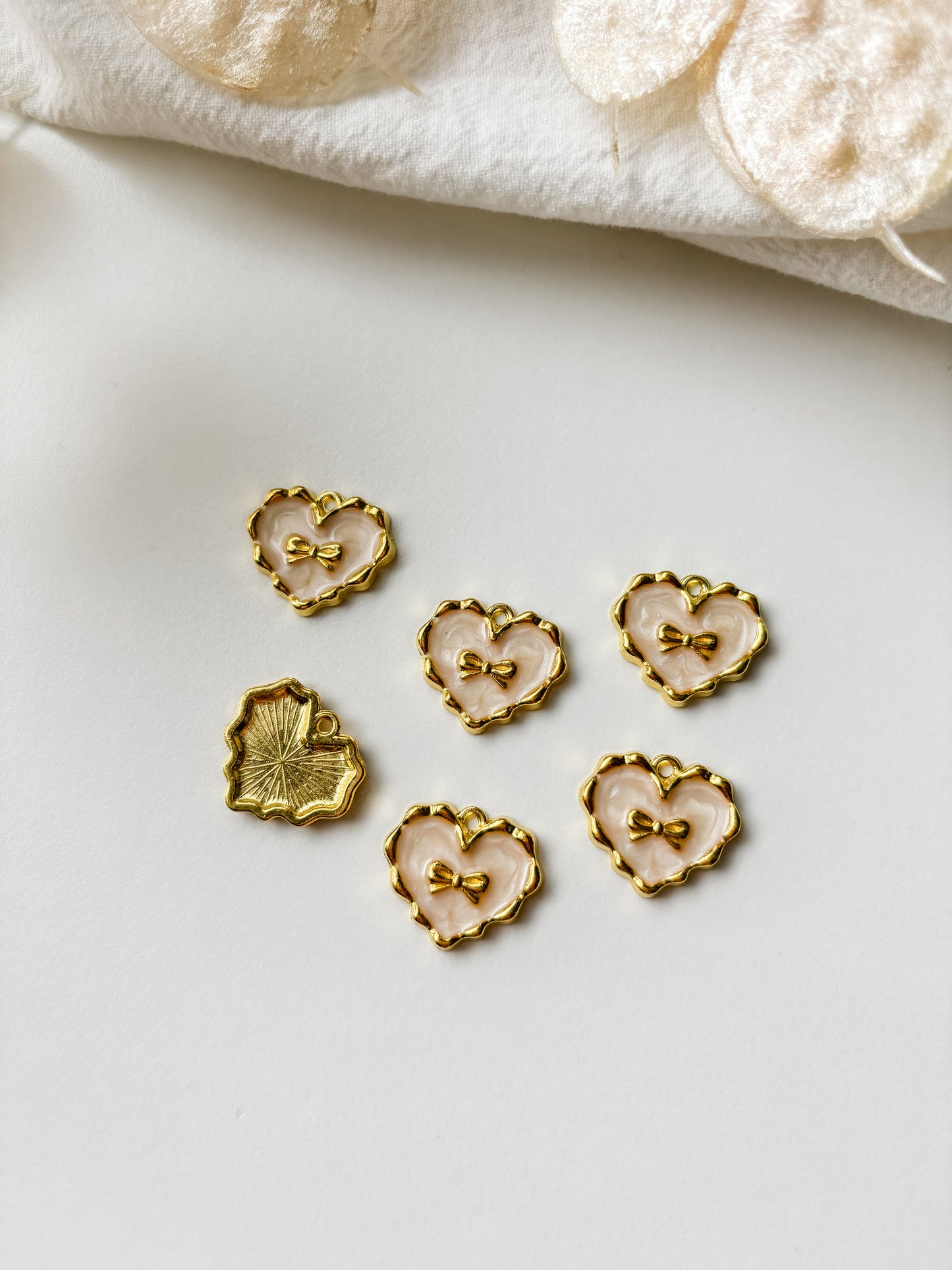 Pendant heart 17x20x2.5mm, 1pc