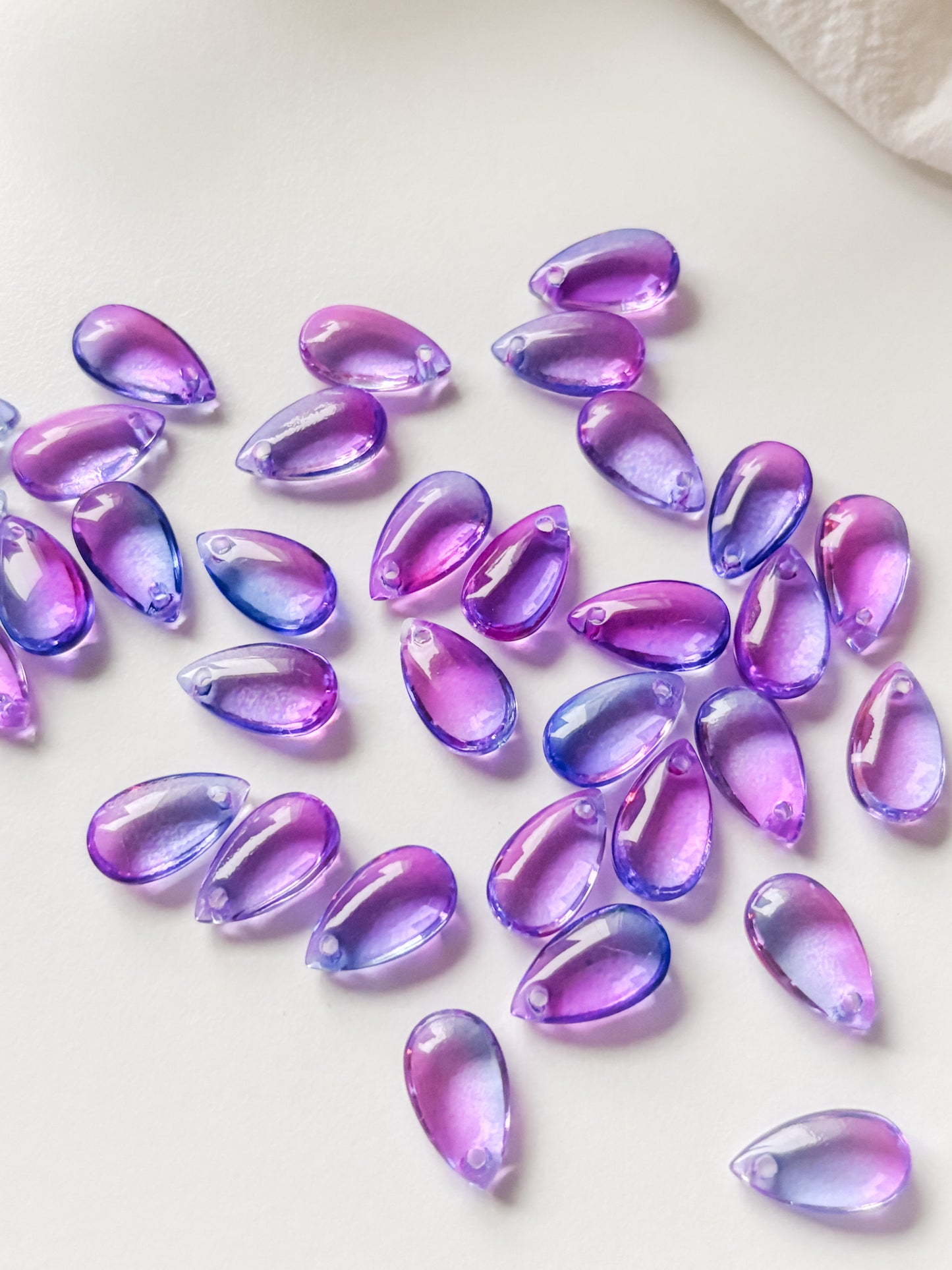 Lasiriipus pisara 13.5x8x5.5mm, 10kpl