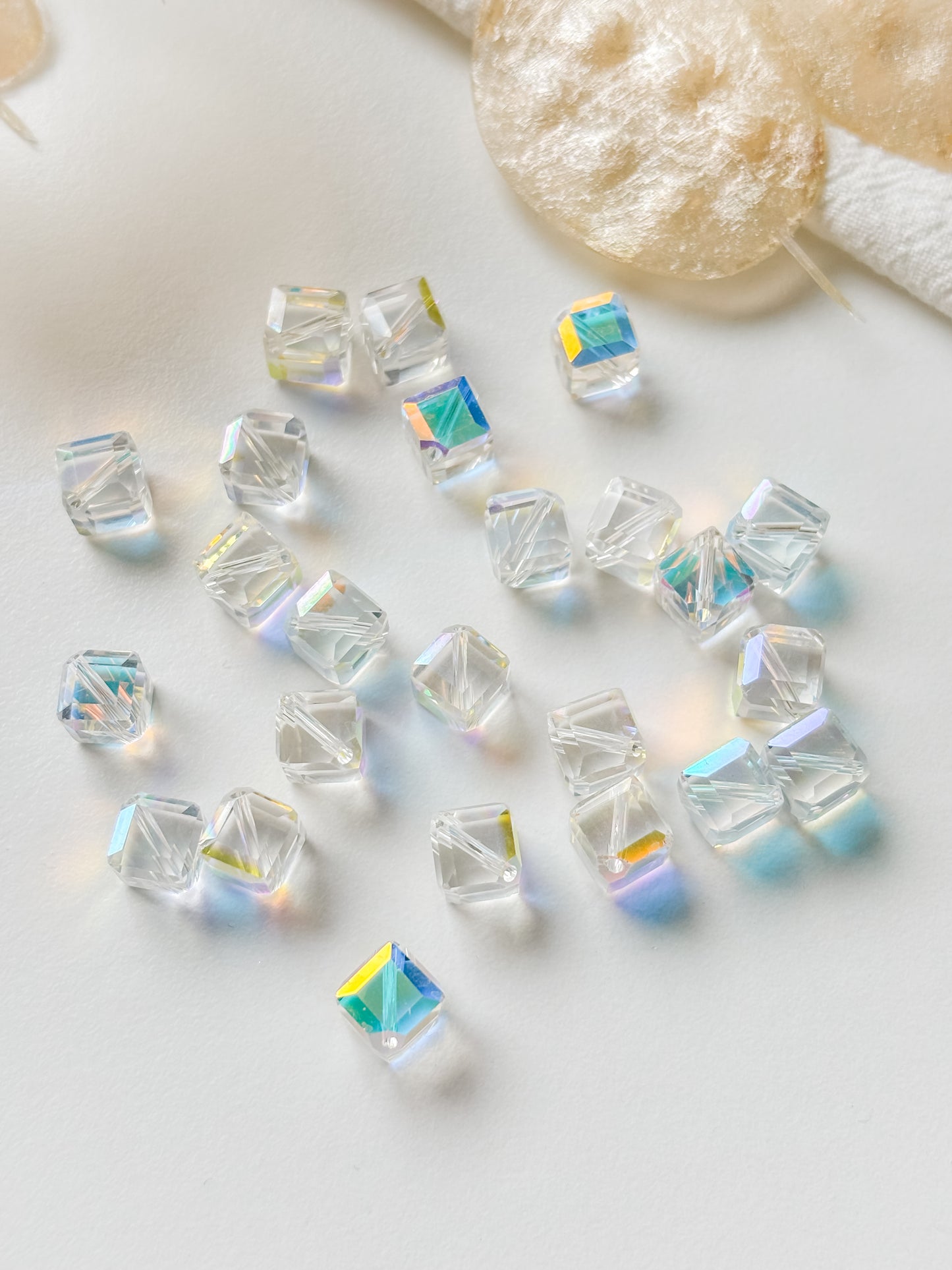 Glass bead 7mm, 10pcs
