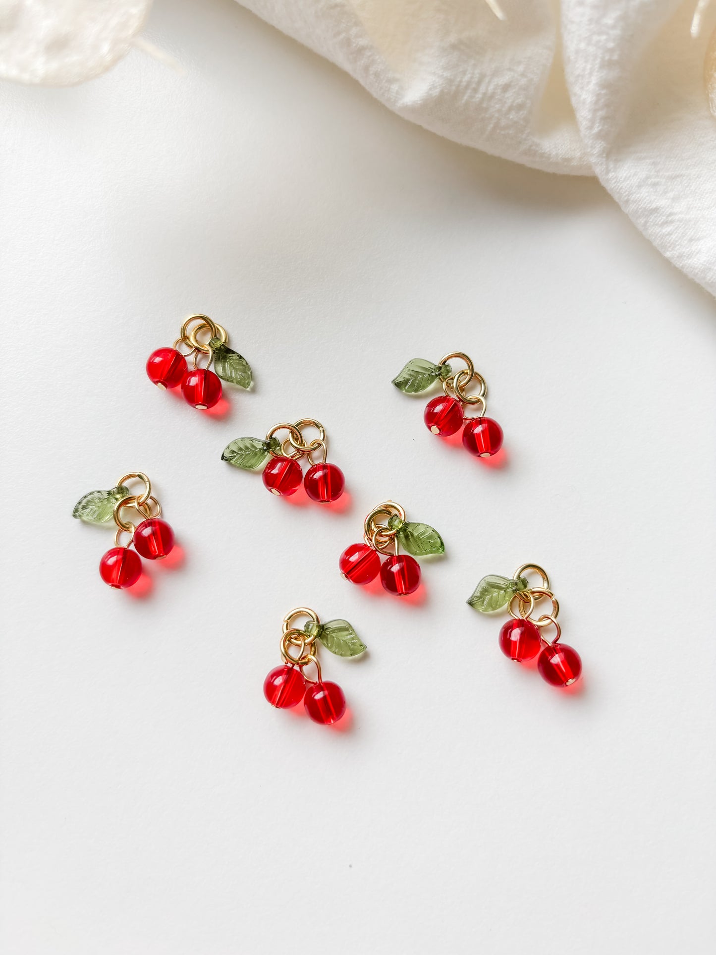 Pendant cherry 10x15x6mm, 1pc