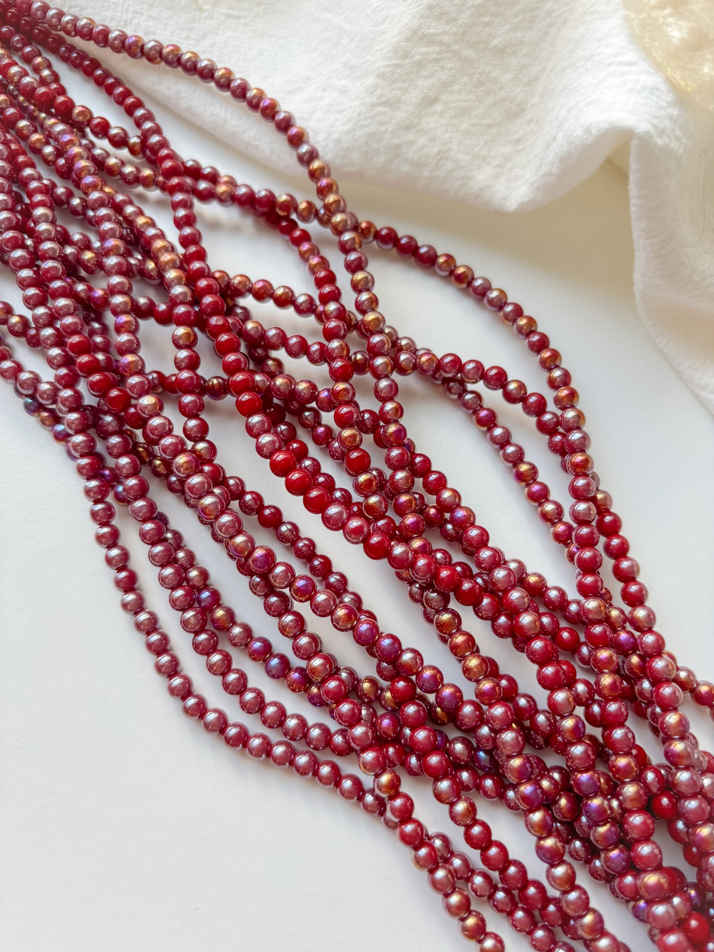 Glass bead dark red 4~4.5mm, approx. 95pcs