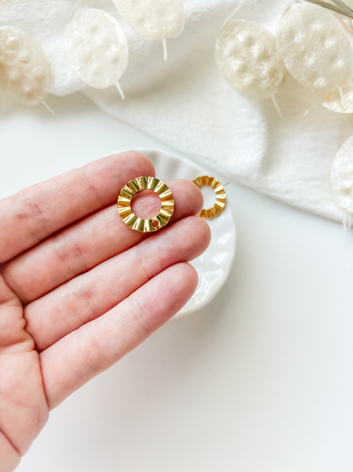 Earring stud 18mm, RST304, 1 pair