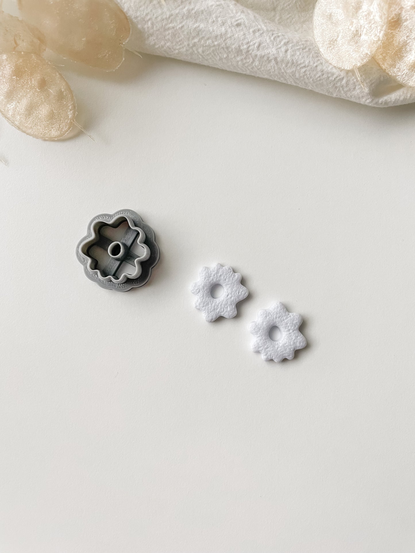 Mold flower, m400