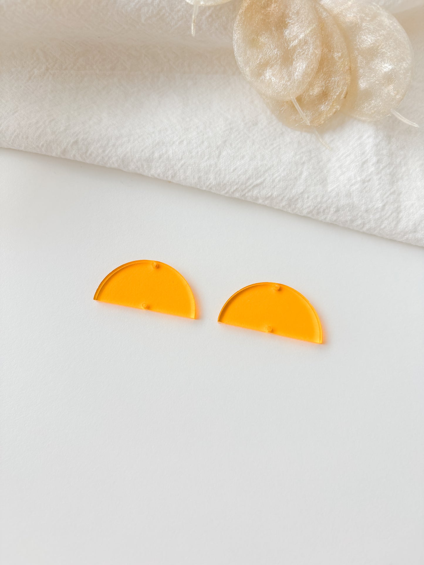 Jewelry divider yellow transparent 15mm