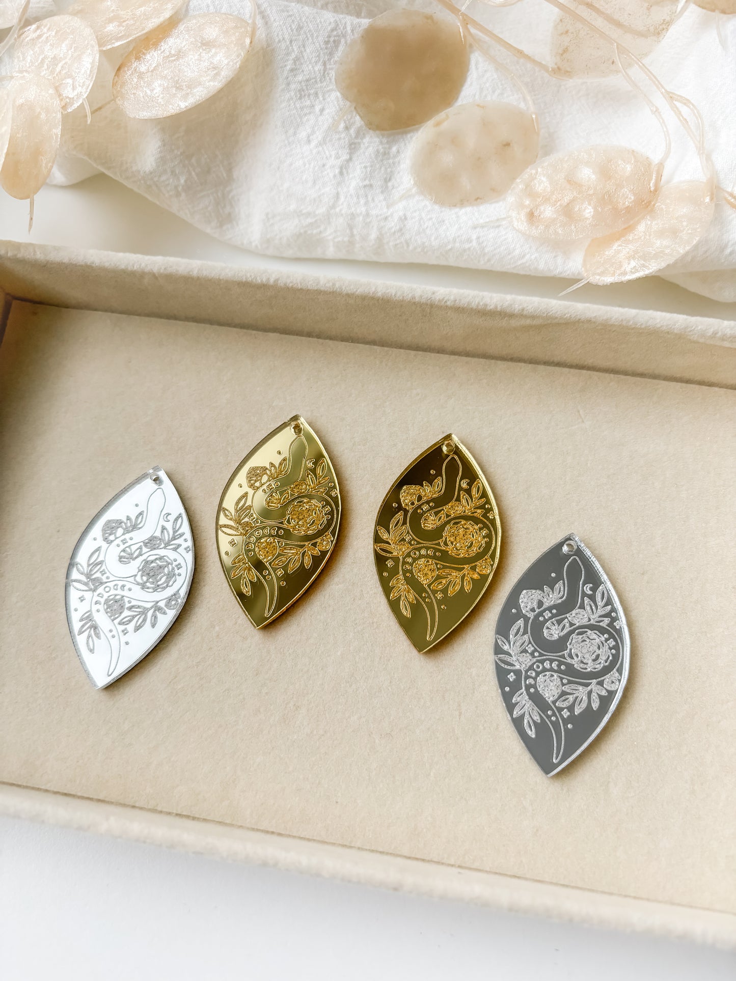 Hängsnoke, spegel akryl 50mm 1 par