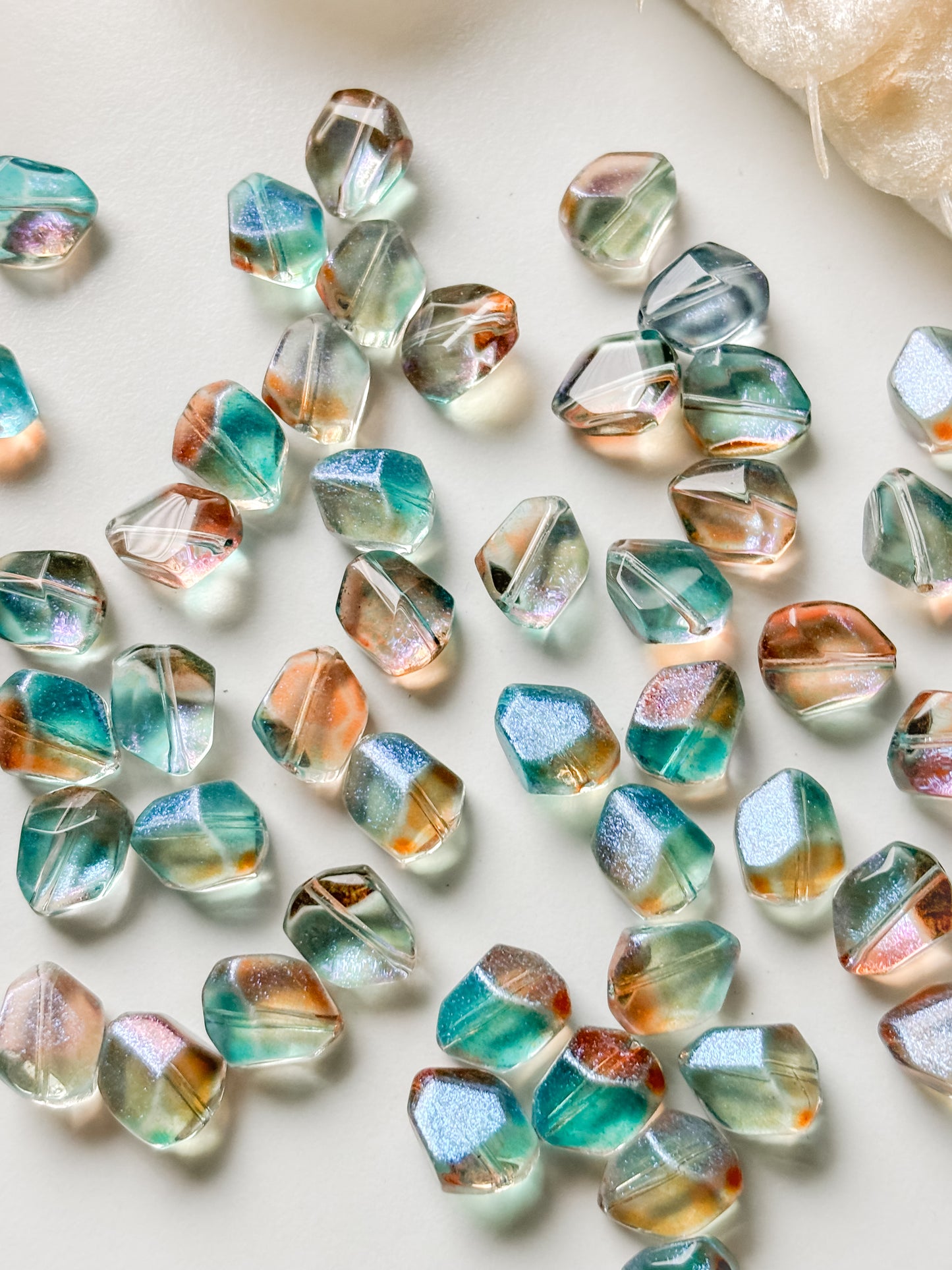Glass bead 12x9.5x7mm, 10pcs
