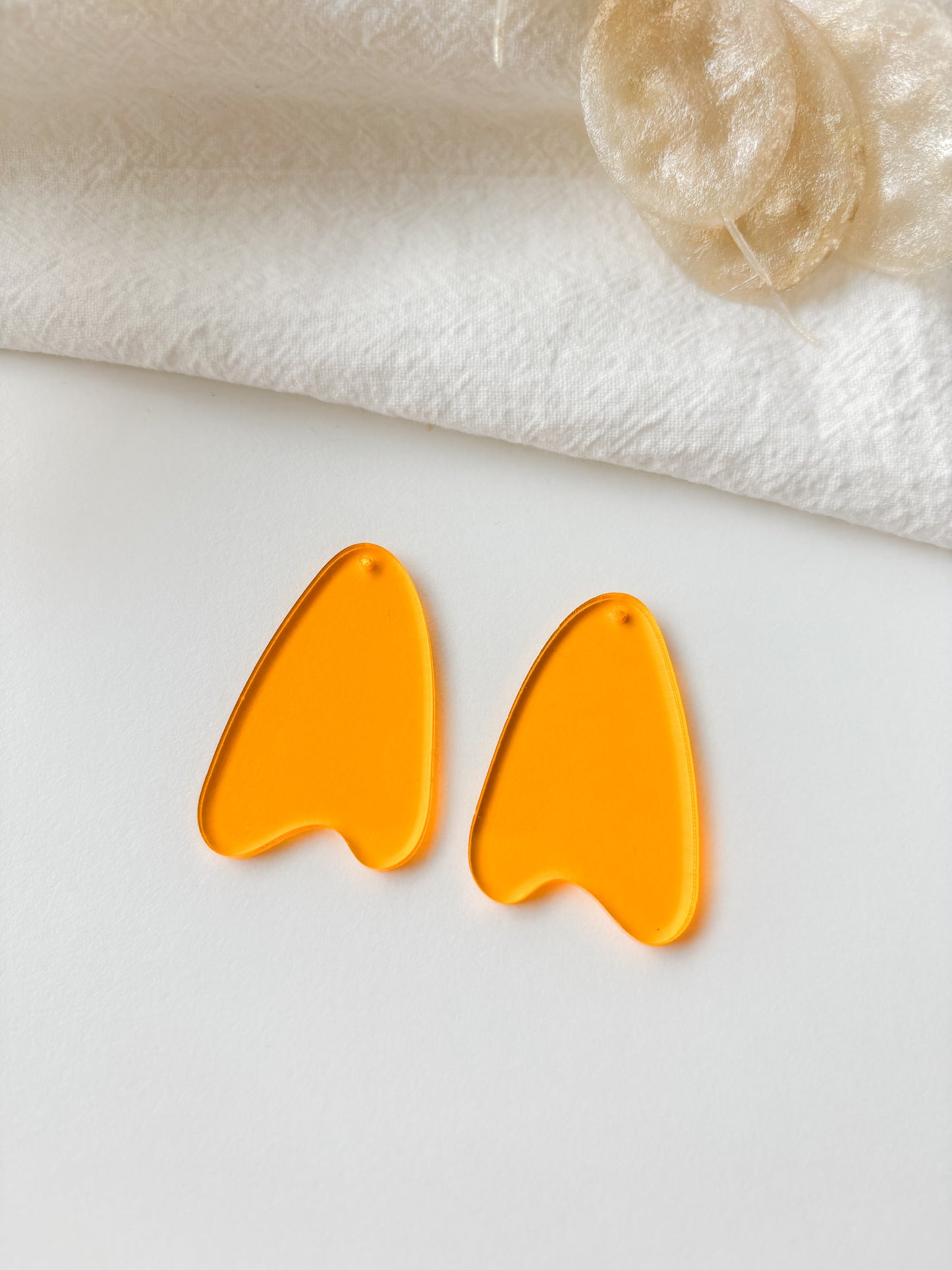 Pendant yellow transparent 40mm