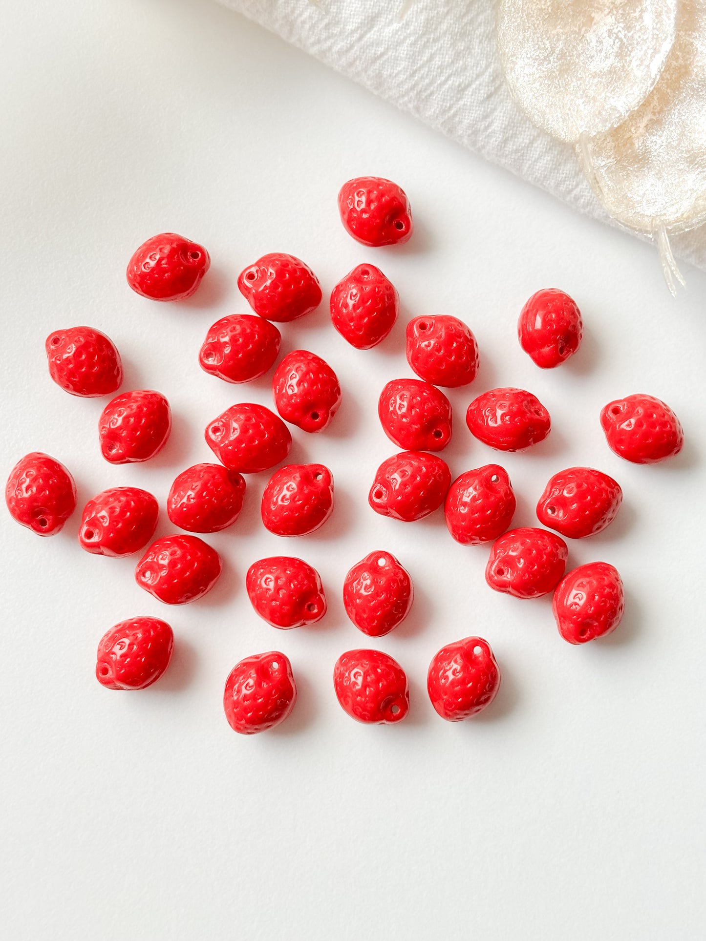 Czech glass bead strawberry 11x7mm