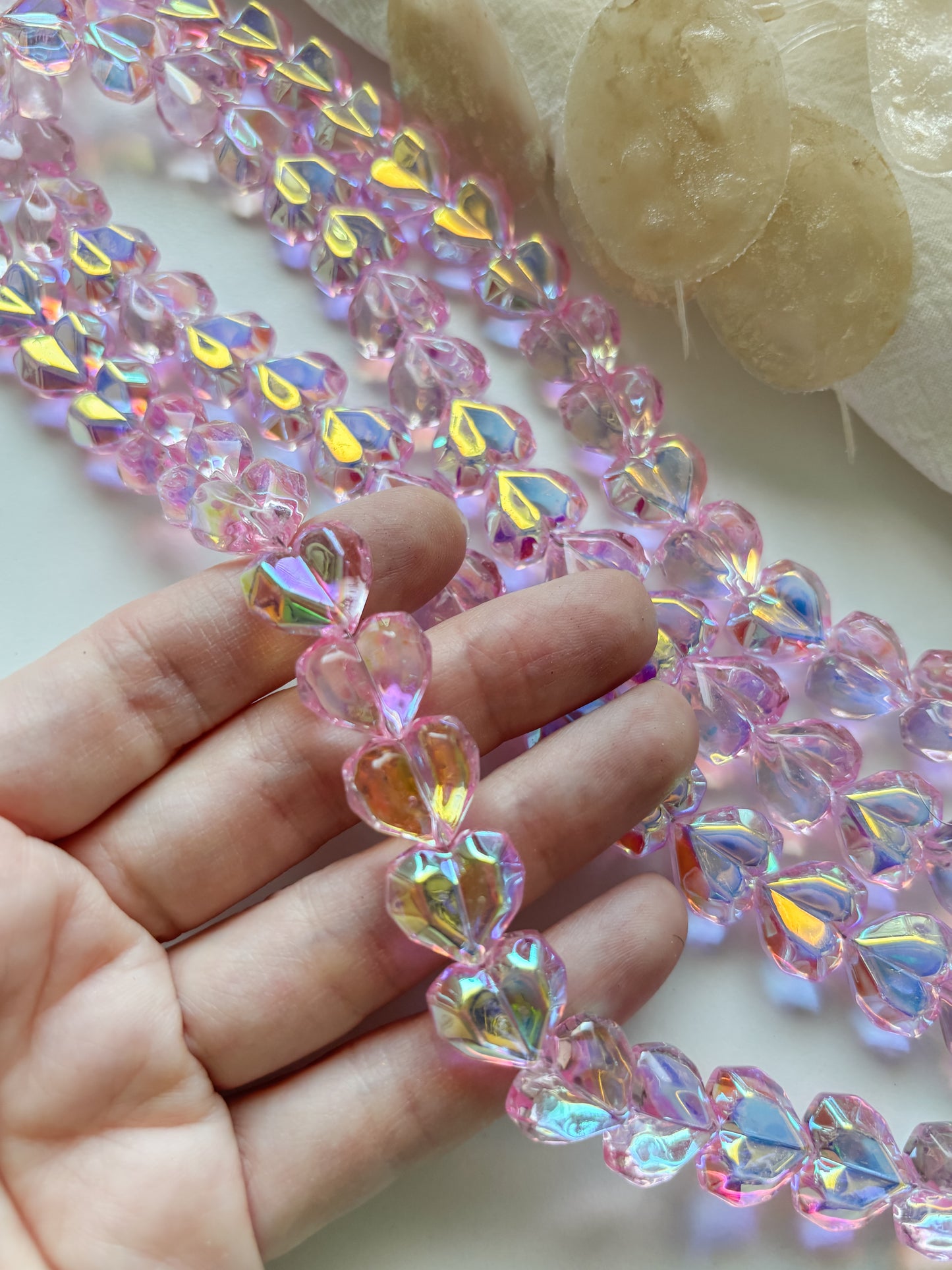 Glass bead heart 15x13x8.5mm, 10pcs