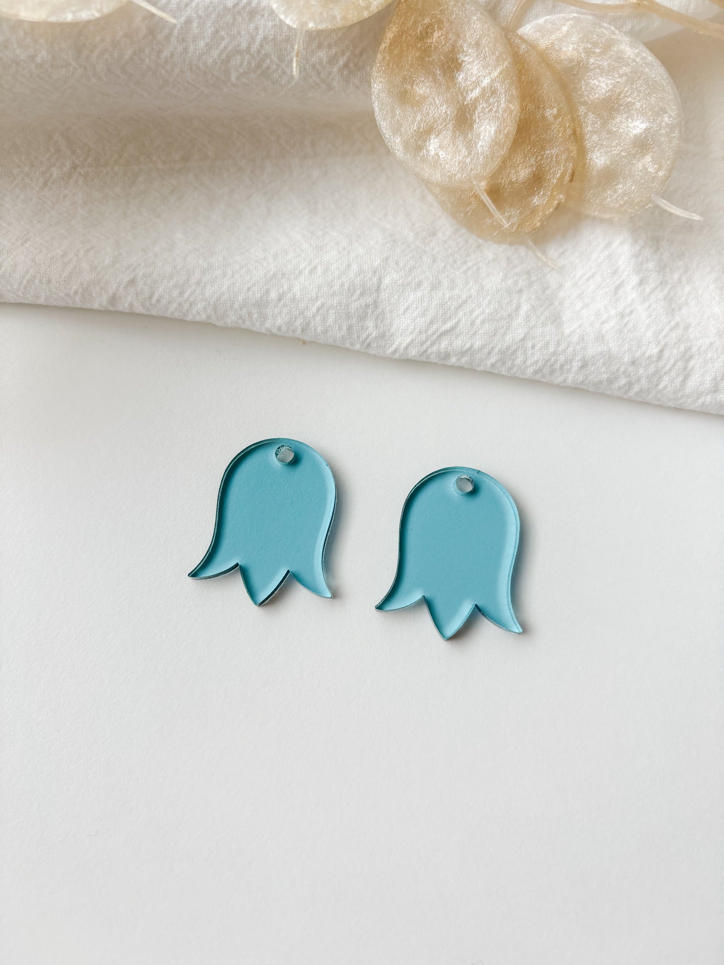 Pendant blue transparent 30mm
