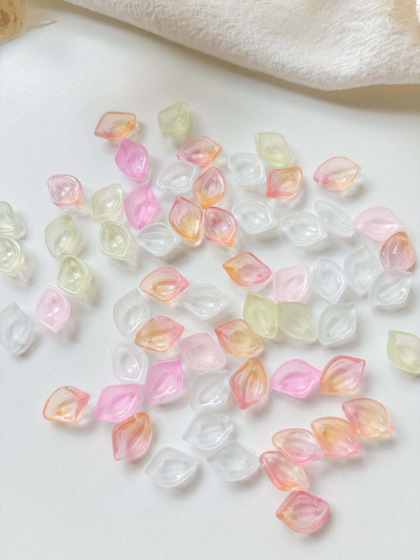Glass pendant 13x9x5mm, mix. 10 pcs