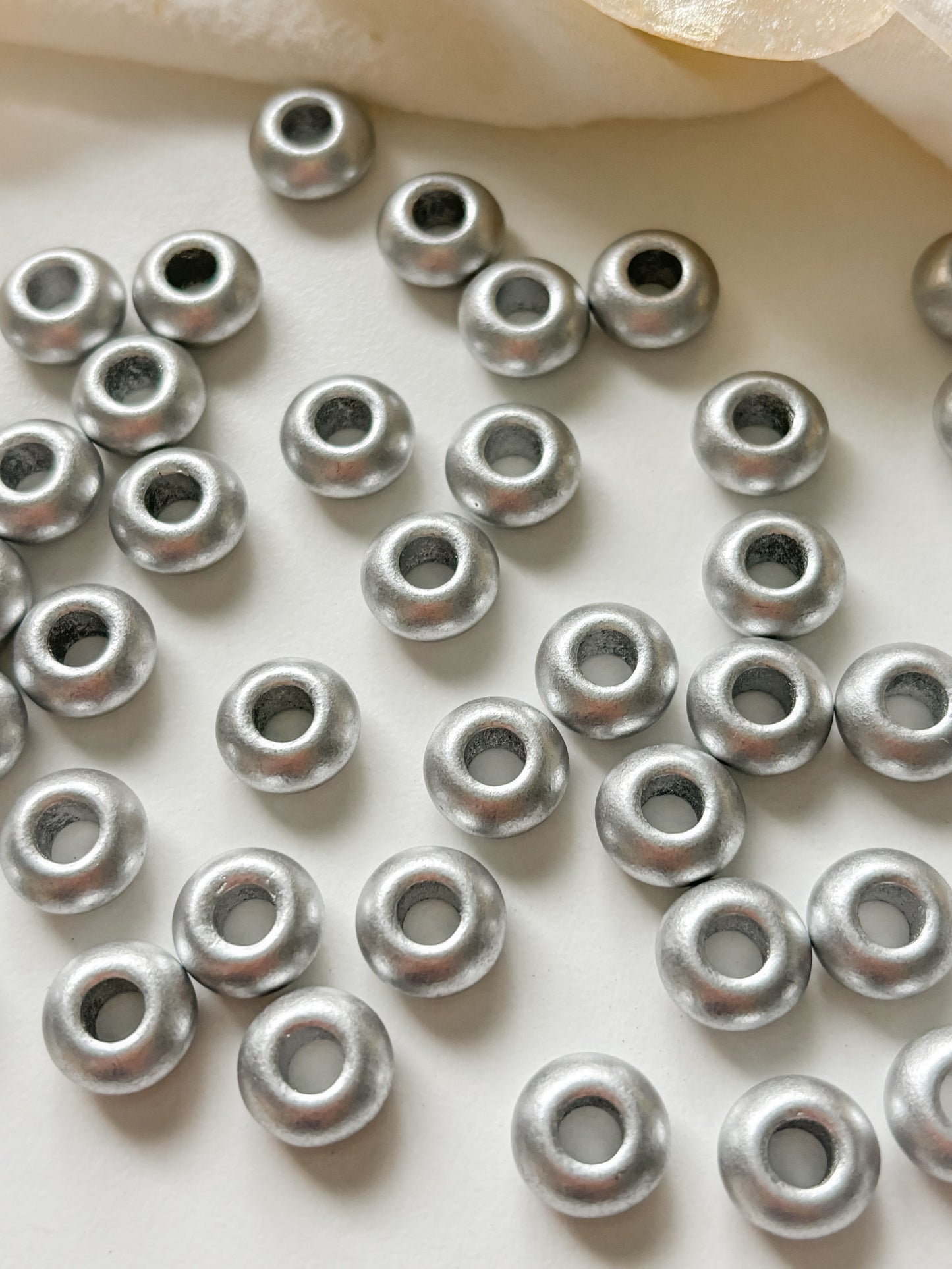 Glass bead 11mm, Czech, 10pcs