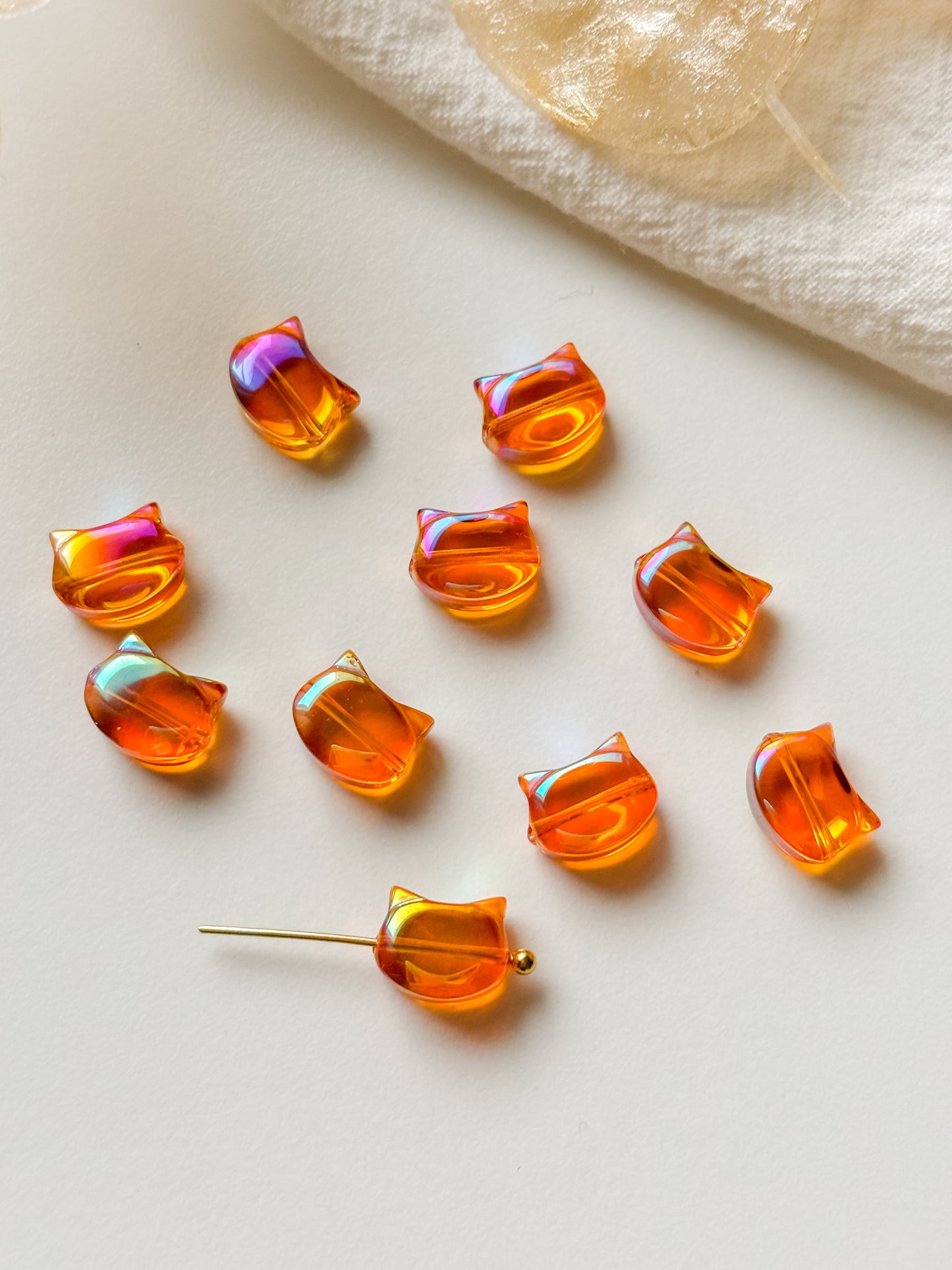 Glass bead cat 10x8mm, 10pcs