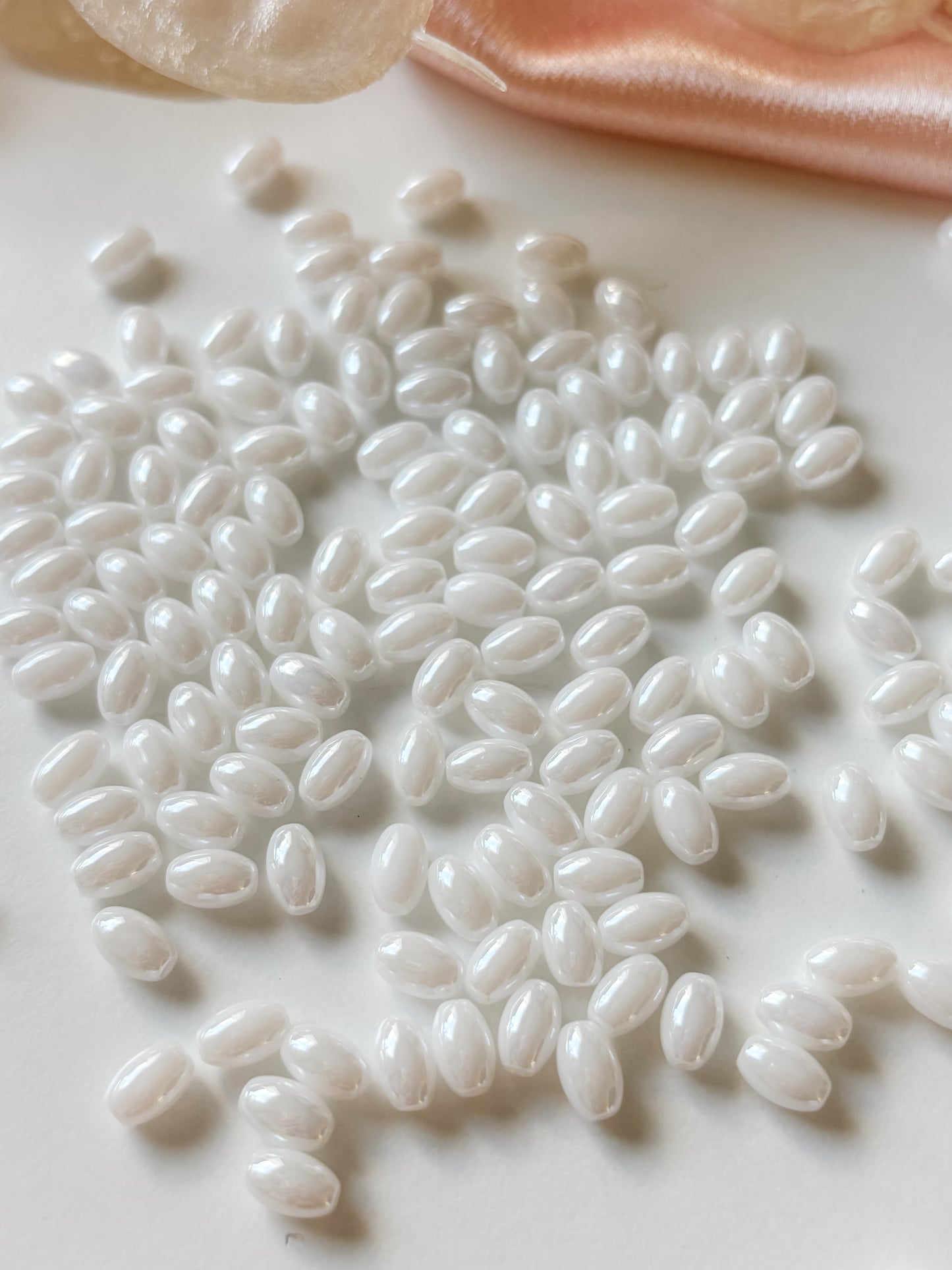 Lasihelmi 6.5~7x4~4.5mm, 50kpl