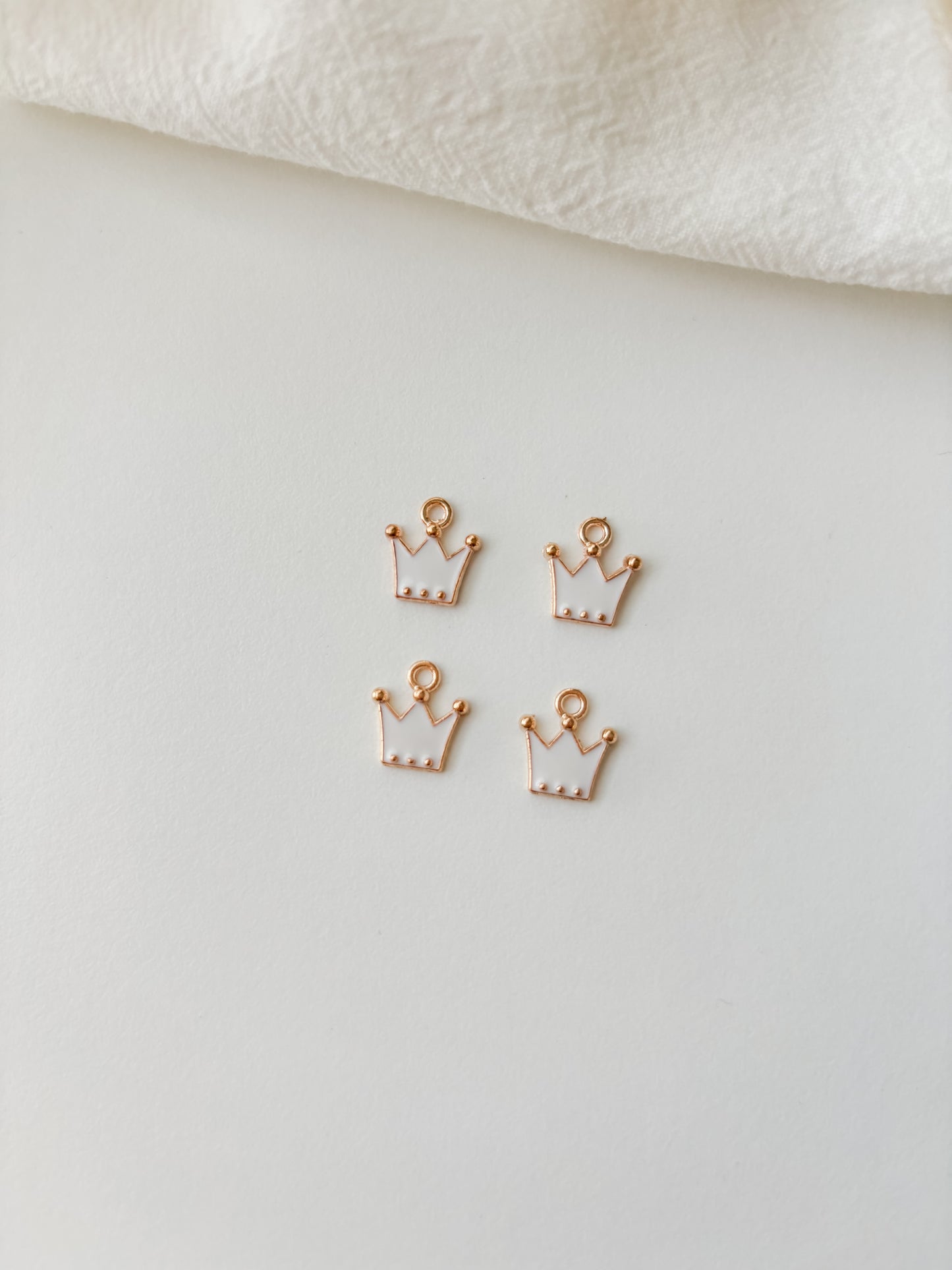 Pendant crown 11.5x10.5x2mm, 1pc