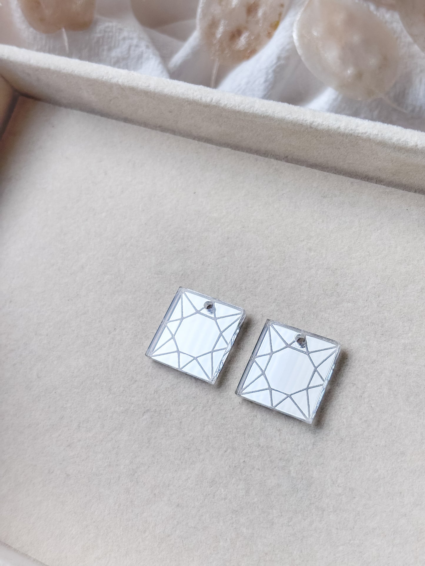 Riipus 20mm, 1pari (eri värejä)