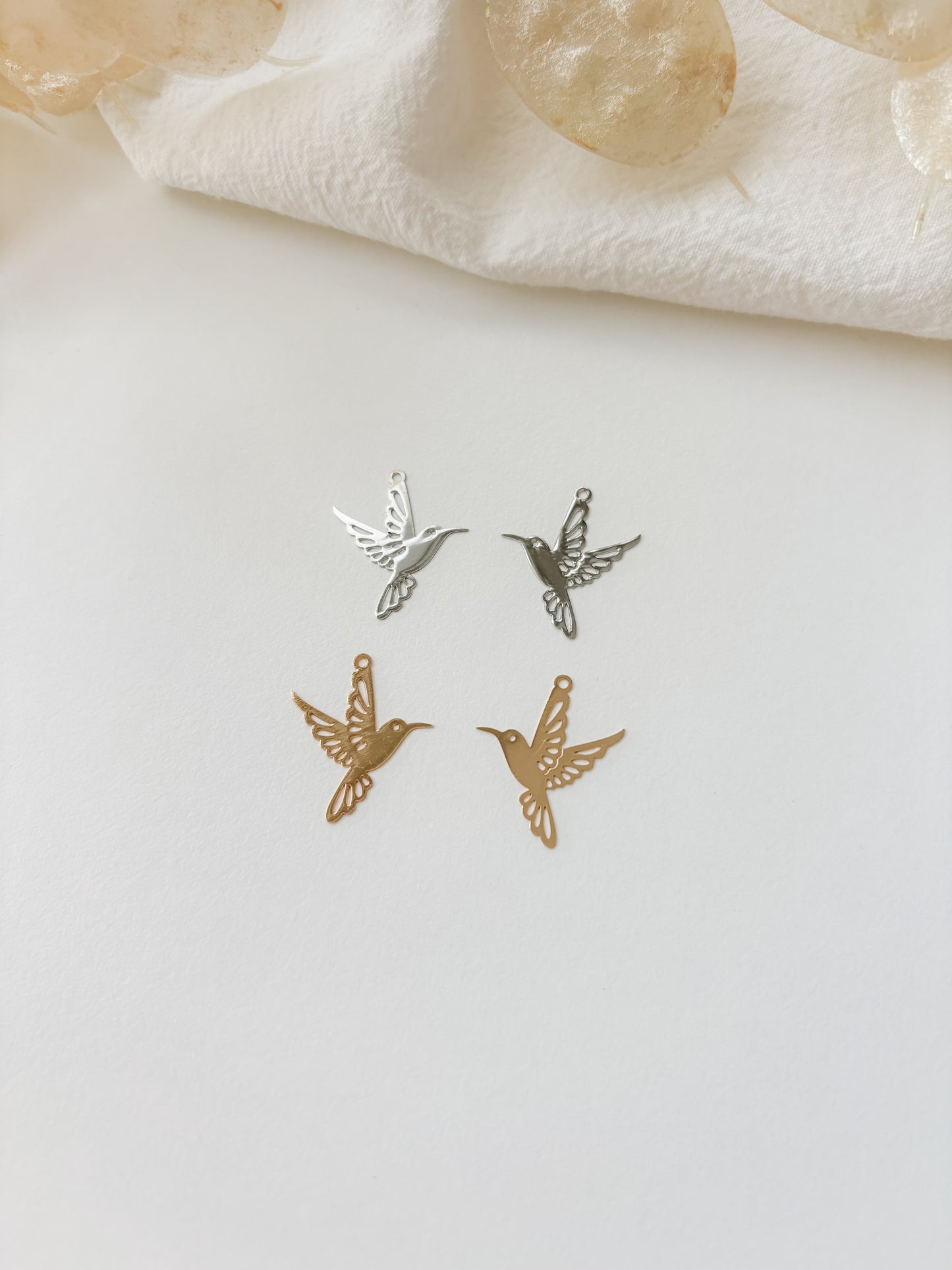 Pendant bird 21x17x0.3mm, 1pc