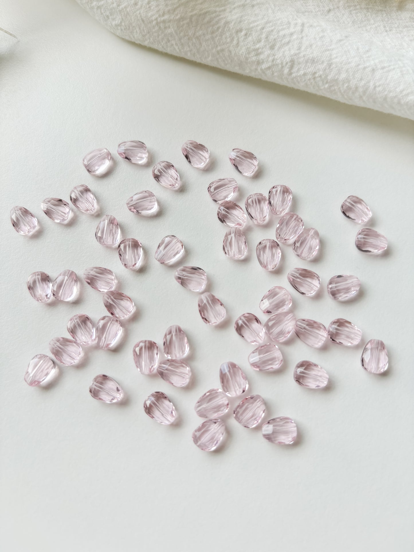 Glass bead 8x6x3.5mm, pink, 10 pcs