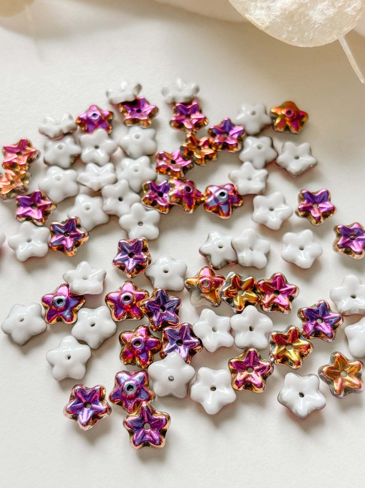 Glass bead flower 8mm, Czech, 10pcs