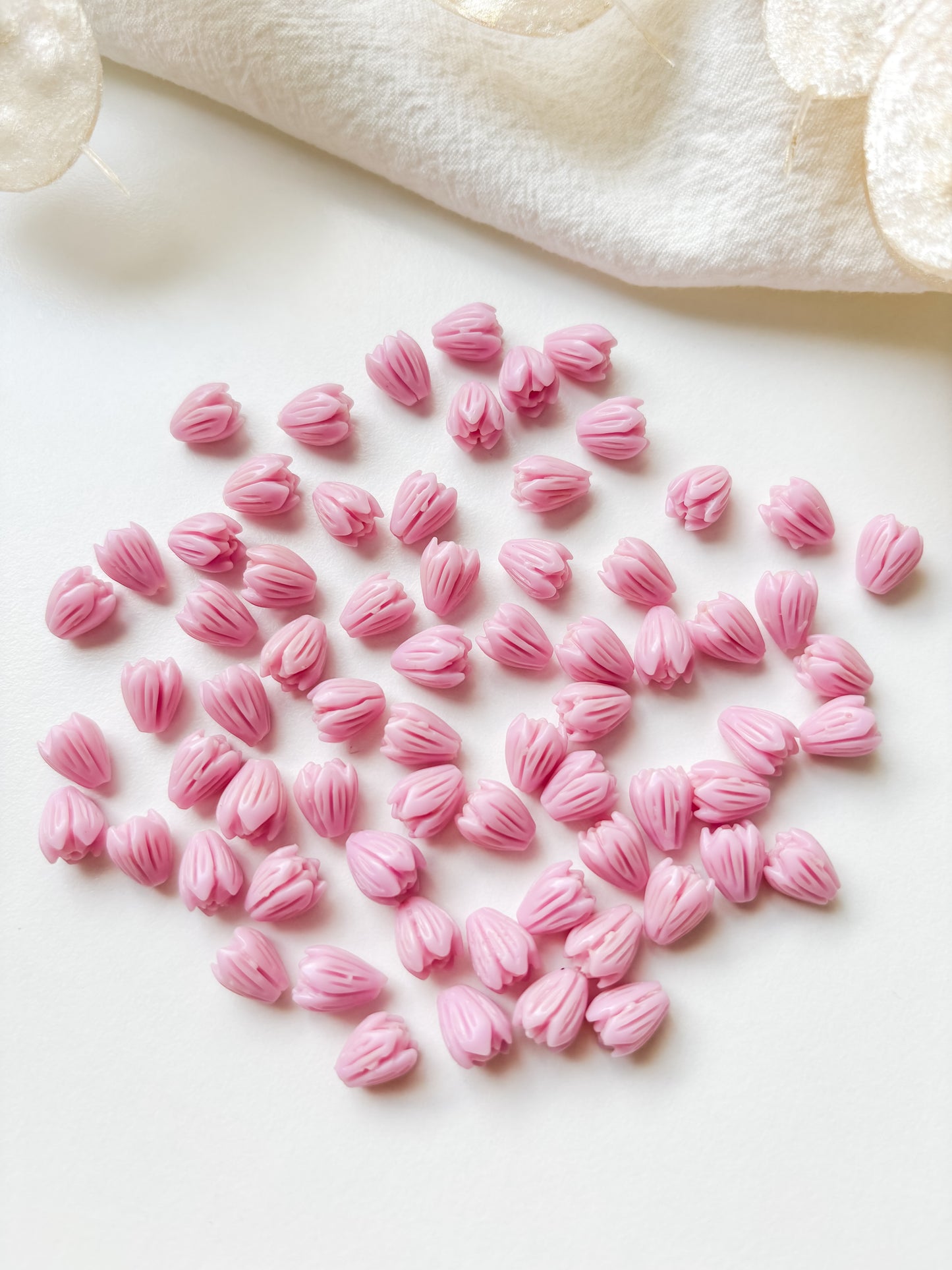 Pearl flower 8~8.5x6.5~7mm, 10pcs
