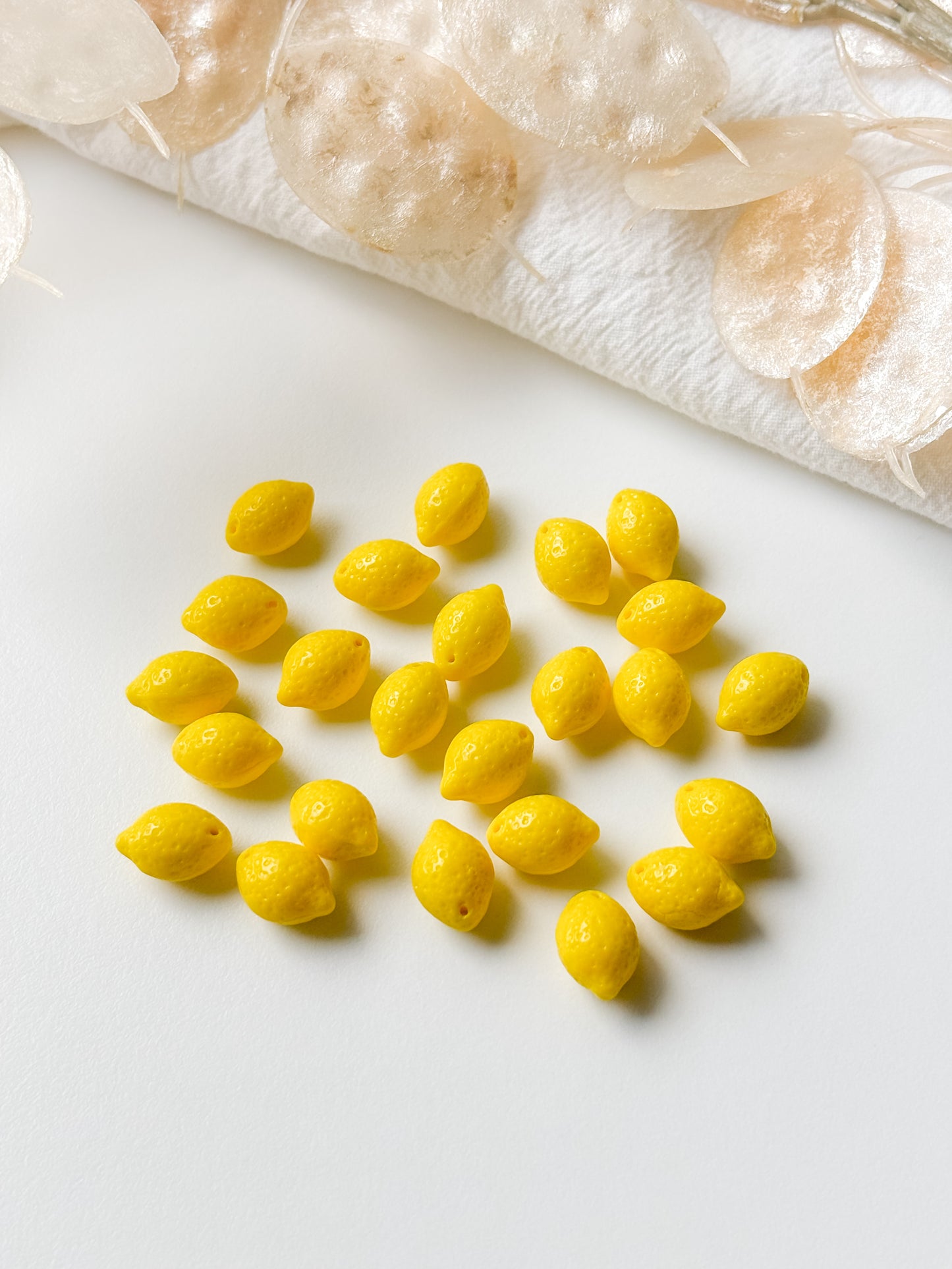 Czech glass bead lemon 14x10mm